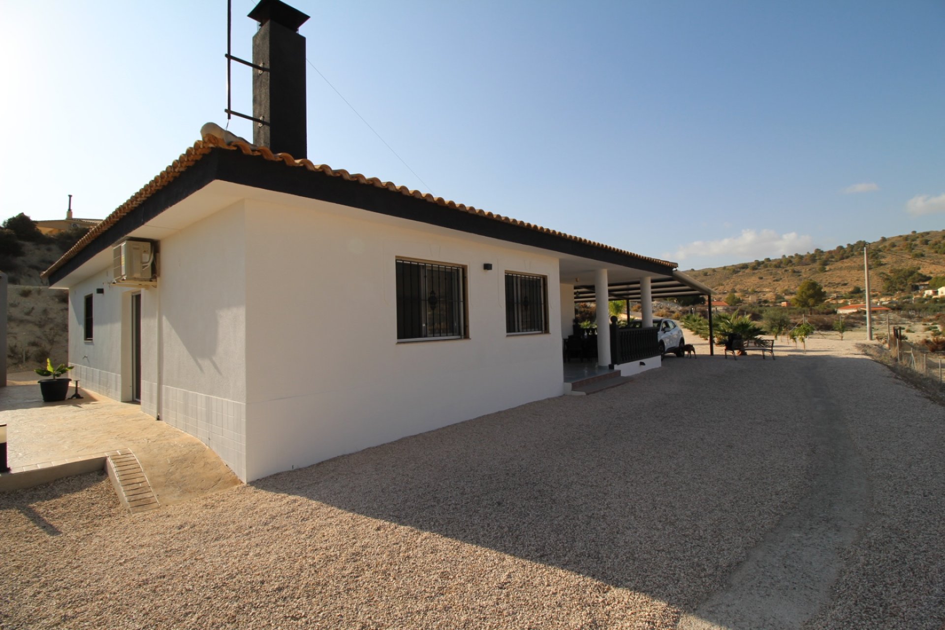 Segunda mano - Villa -
Fortuna - Inland
