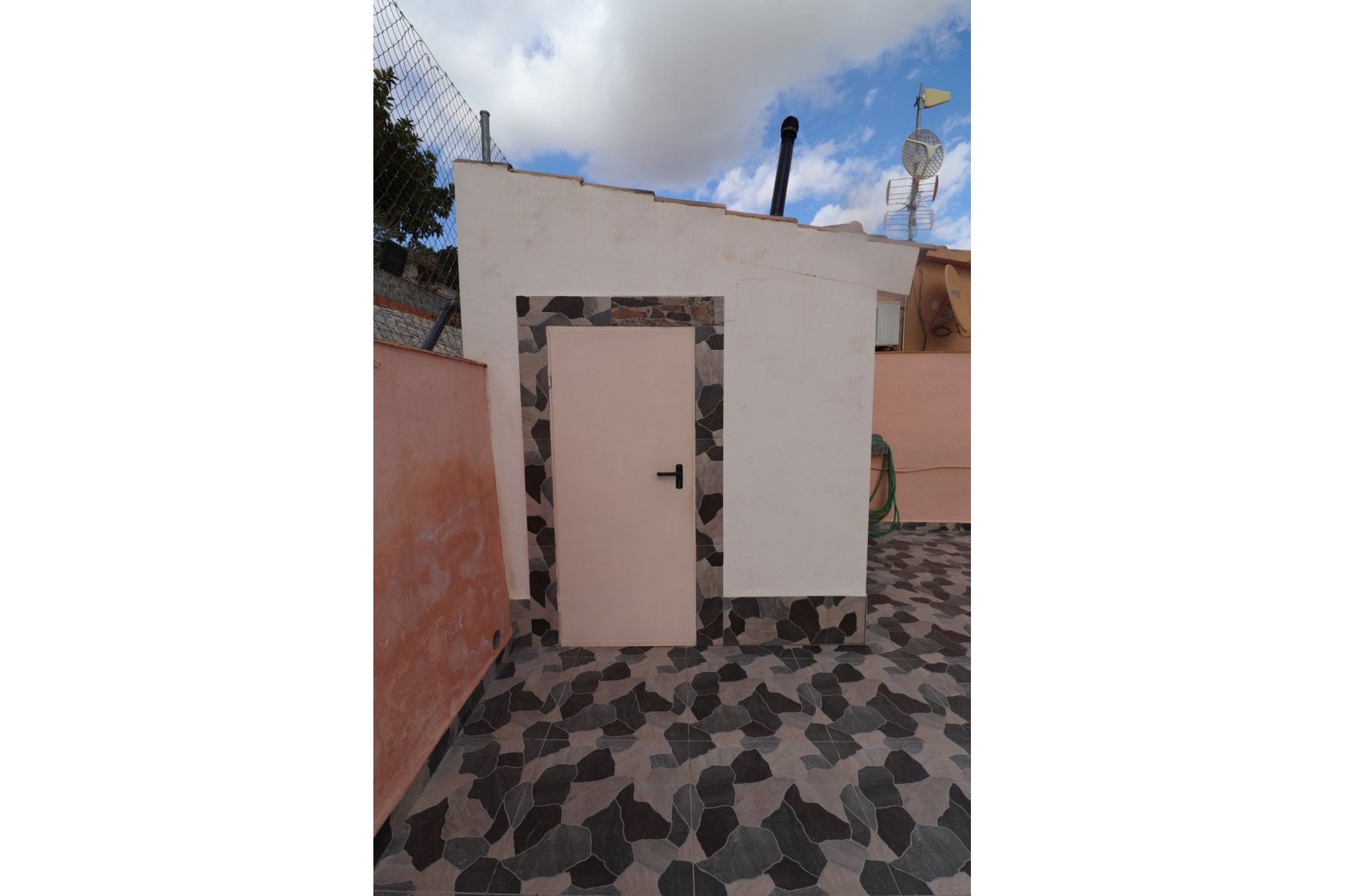 Segunda mano - Villa -
Fortuna - Inland