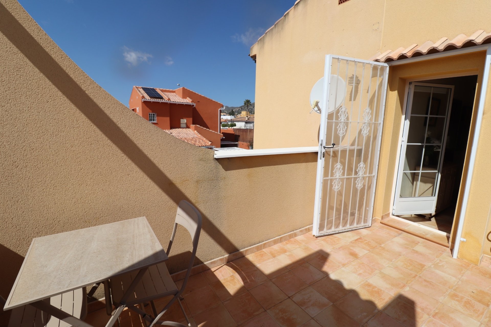 Segunda mano - Villa -
Fortuna - Inland