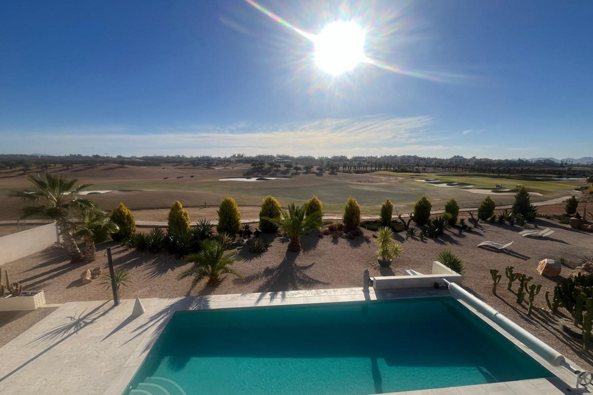 Segunda mano - Villa -
Hacienda del Alamo - Inland