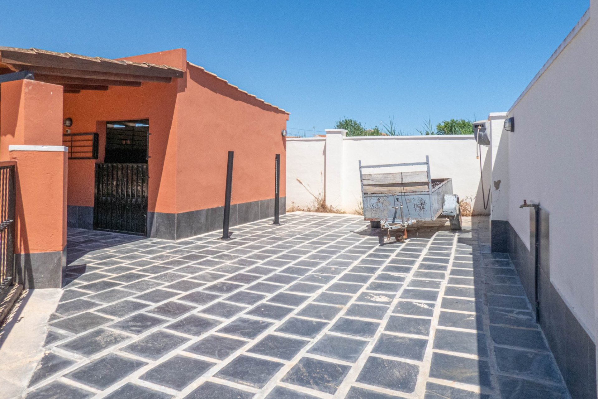 Segunda mano - Villa -
Heredades - Costa Blanca