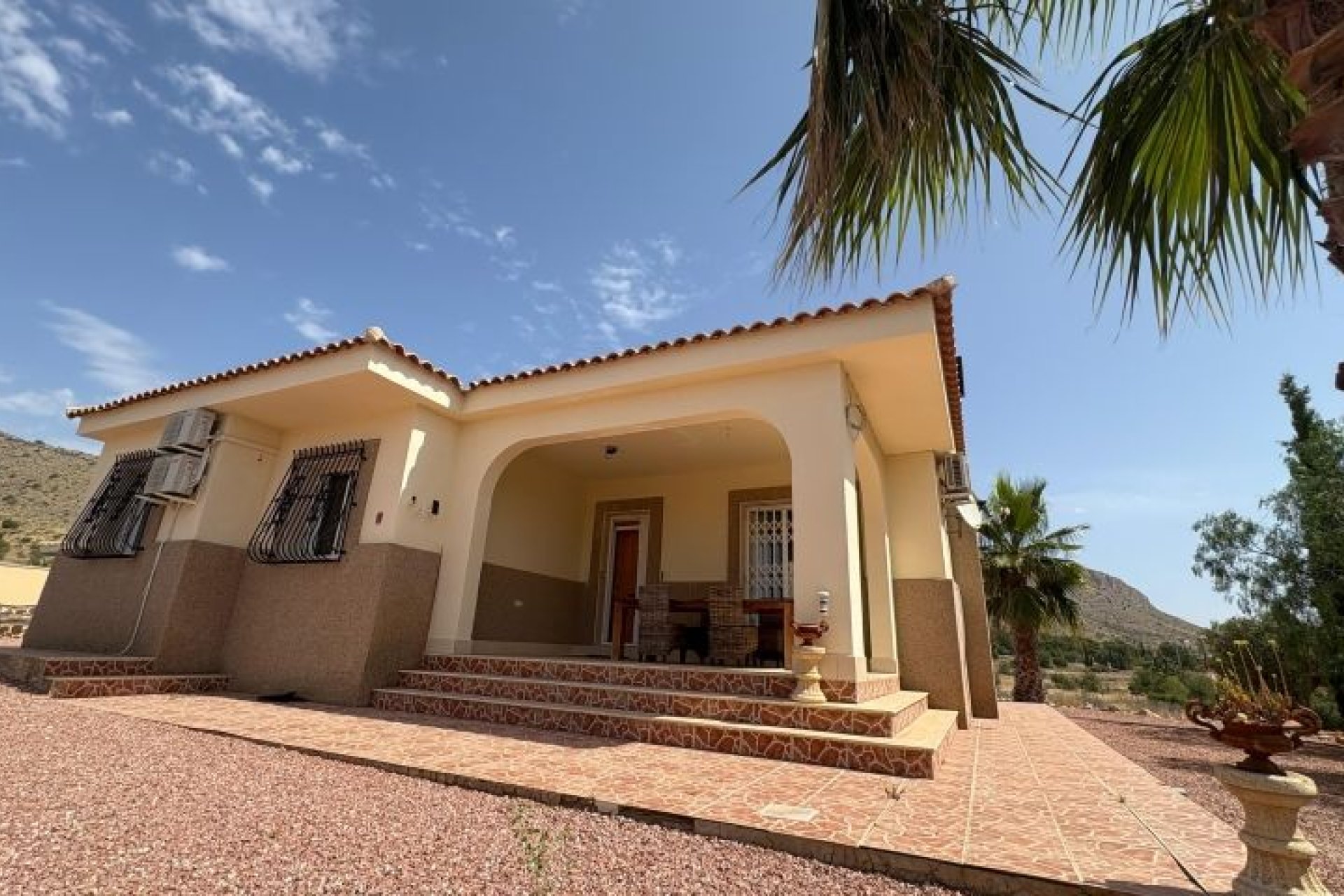 Segunda mano - Villa -
Hondón de las Nieves - Inland