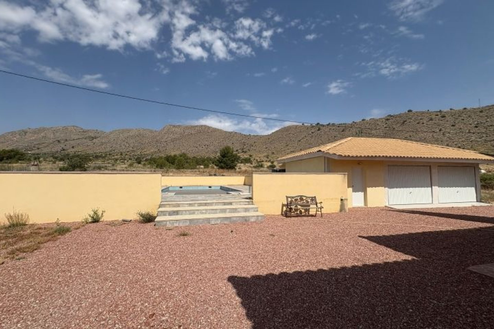 Segunda mano - Villa -
Hondón de las Nieves - Inland