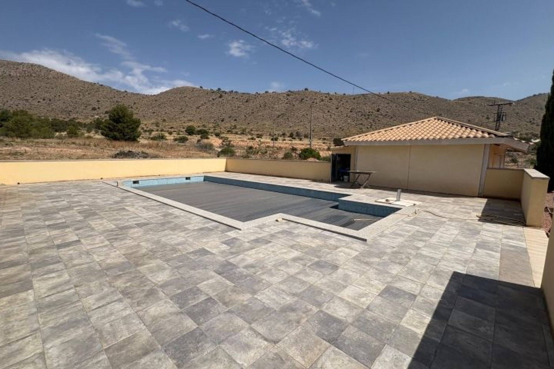 Segunda mano - Villa -
Hondón de las Nieves - Inland