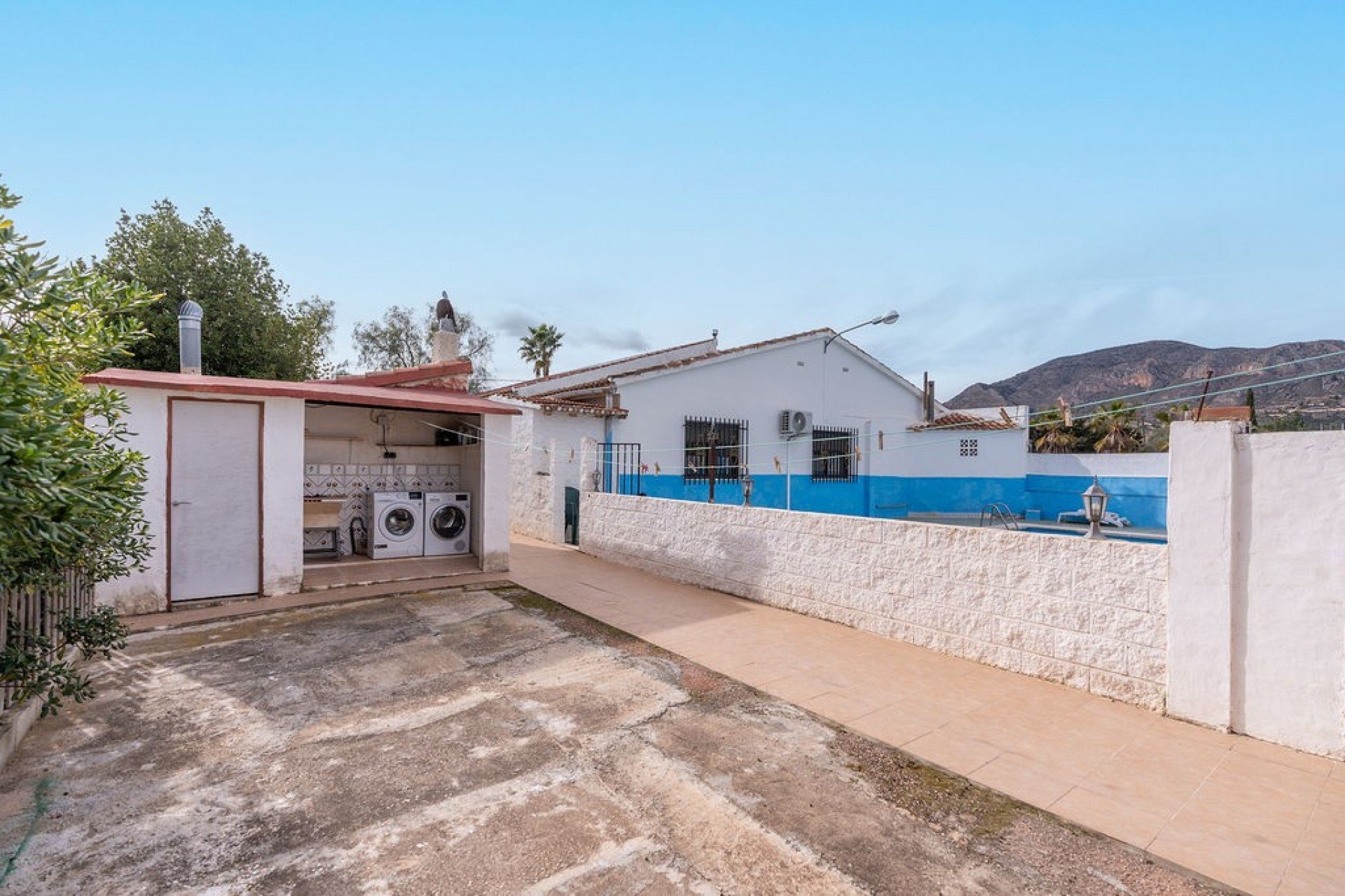 Segunda mano - Villa -
Hondón de las Nieves - Inland