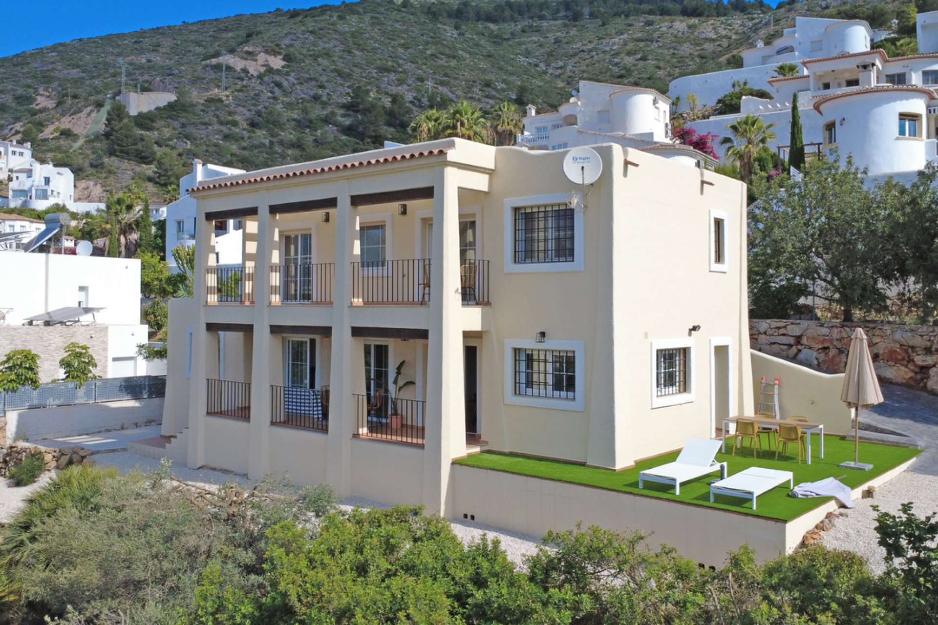 Segunda mano - Villa -
Jalón - Inland