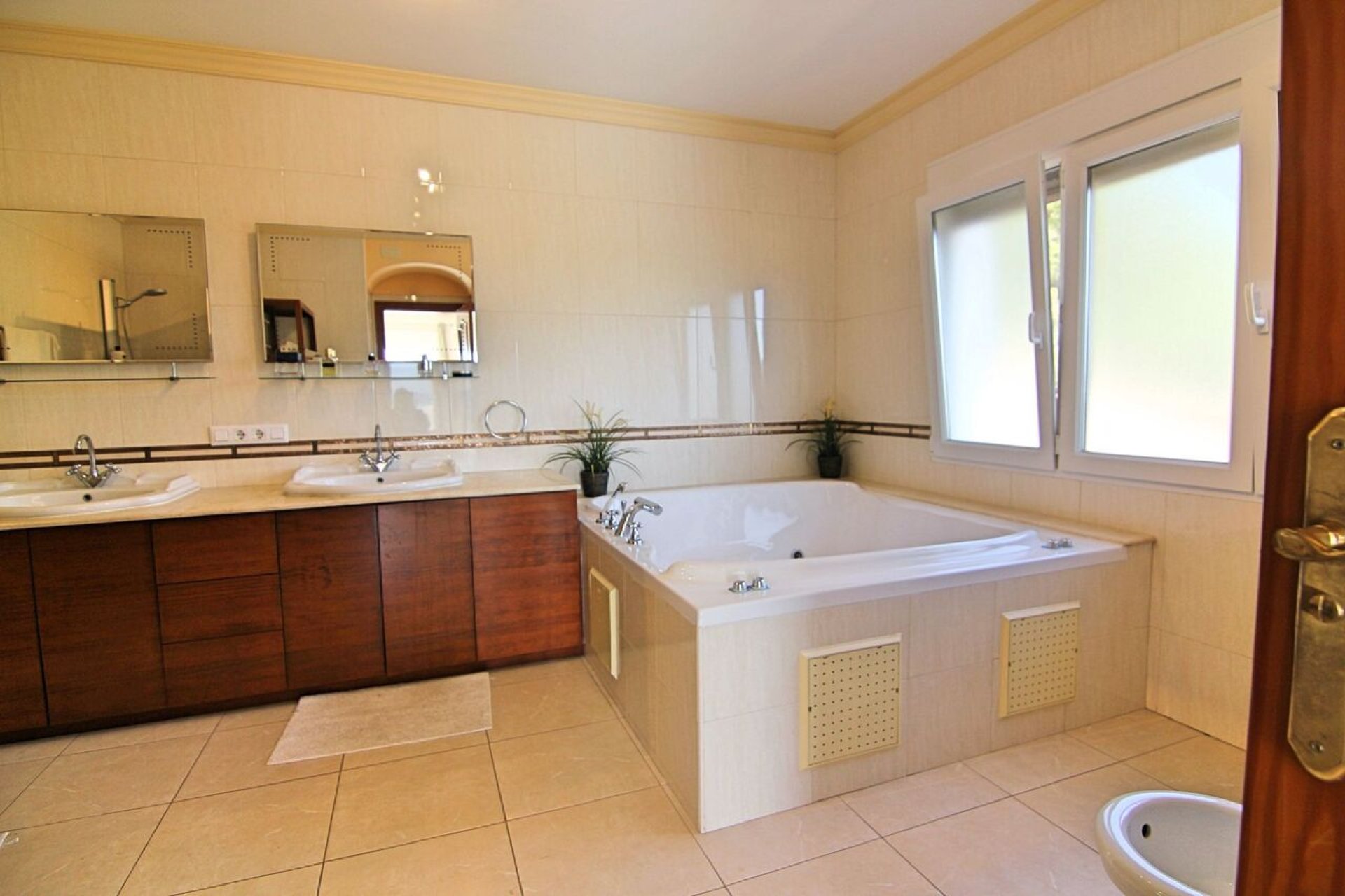 Segunda mano - Villa -
Jávea - Costa Blanca