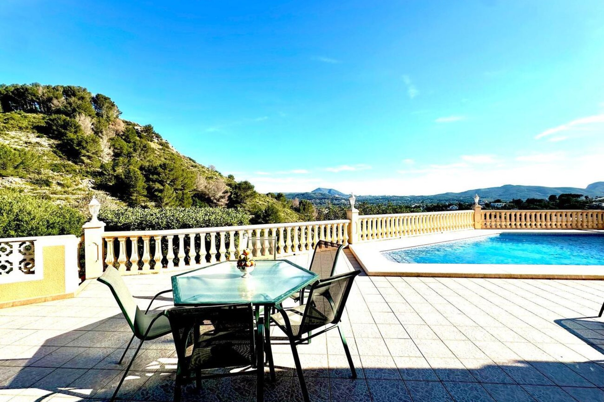 Segunda mano - Villa -
Jávea - Costa Blanca