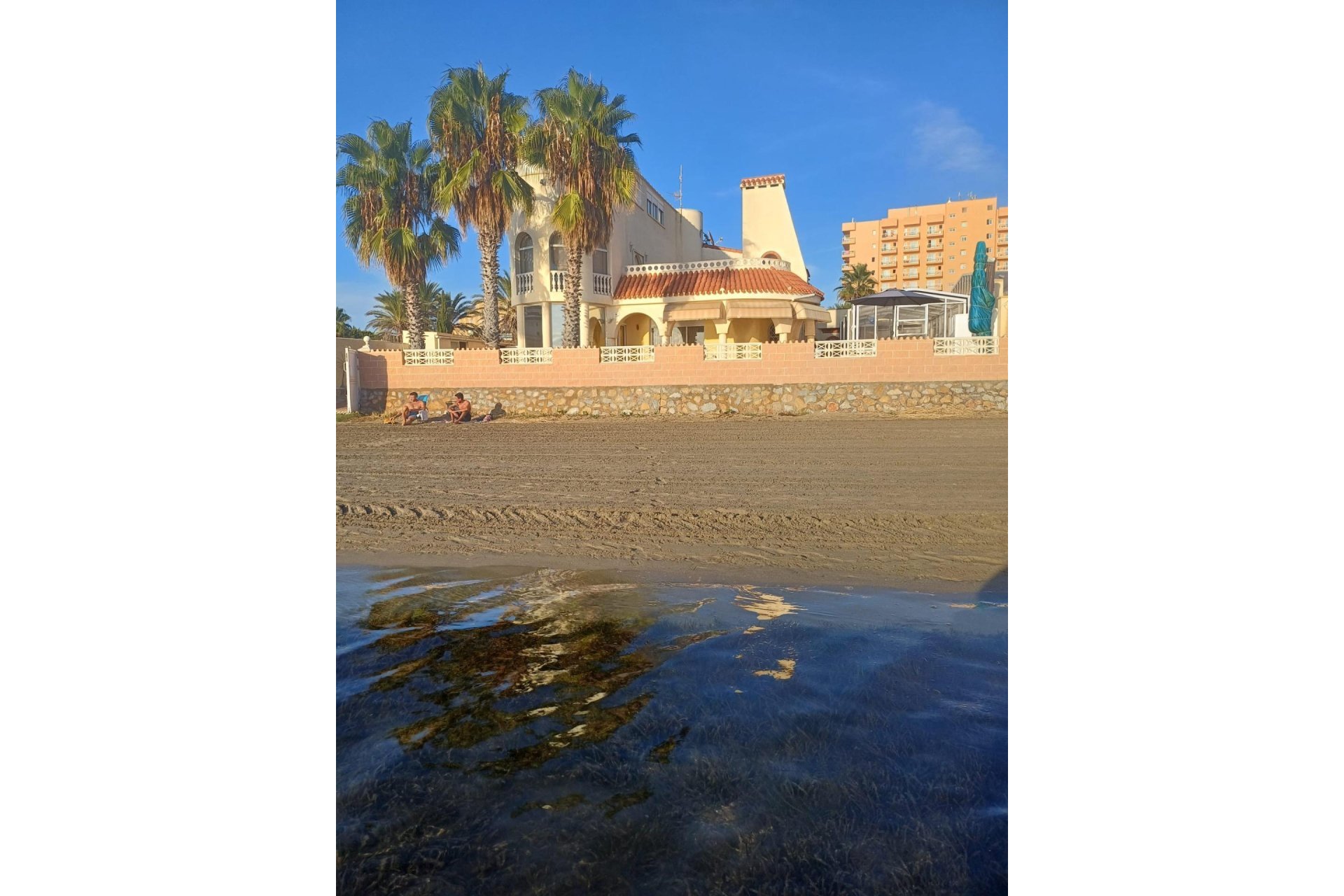 Segunda mano - Villa -
La Manga del Mar Menor - Veneziola