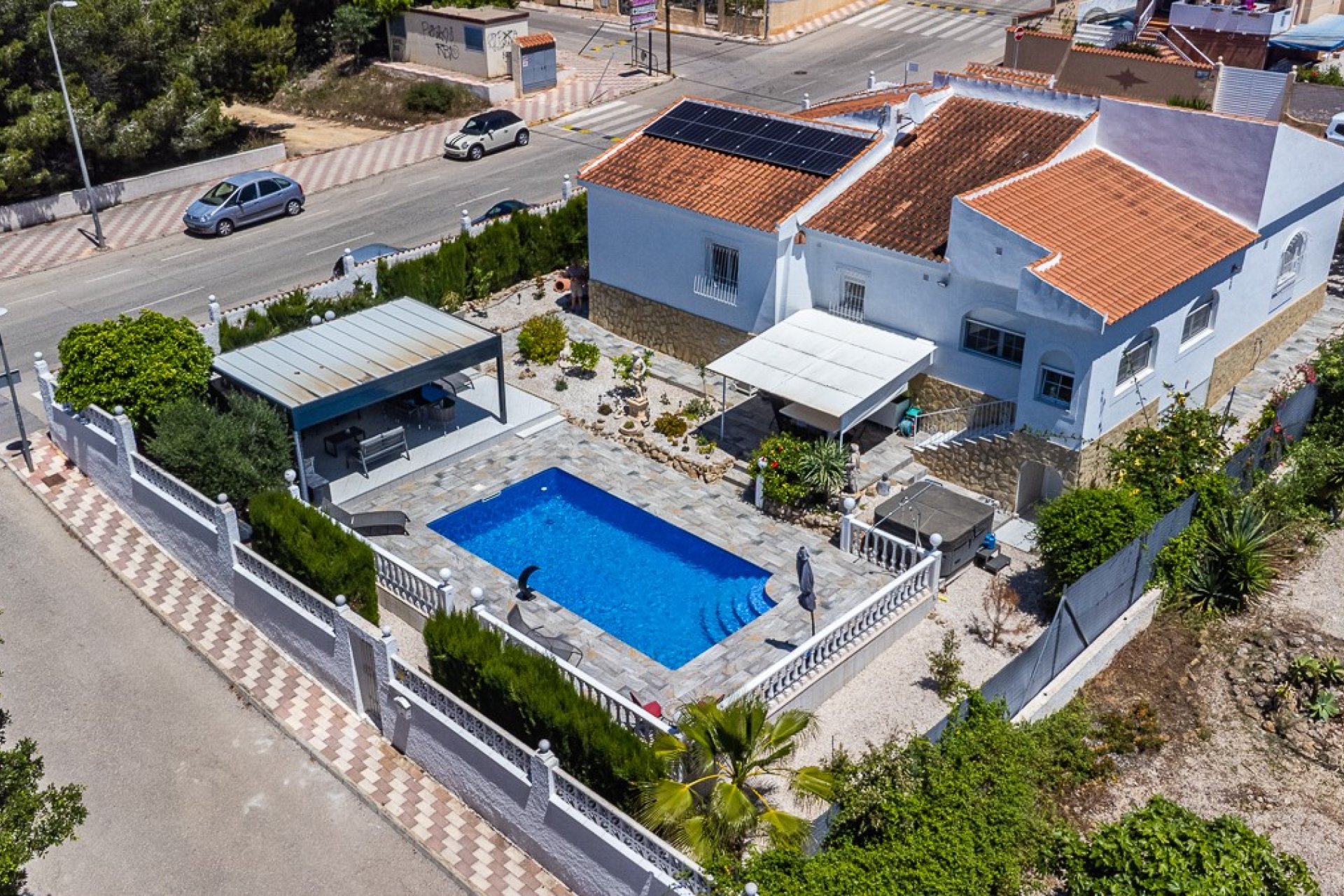 Segunda mano - Villa -
La Marina - Costa Blanca