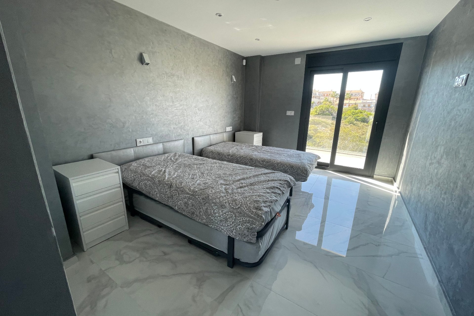 Segunda mano - Villa -
La Mata - Costa Blanca