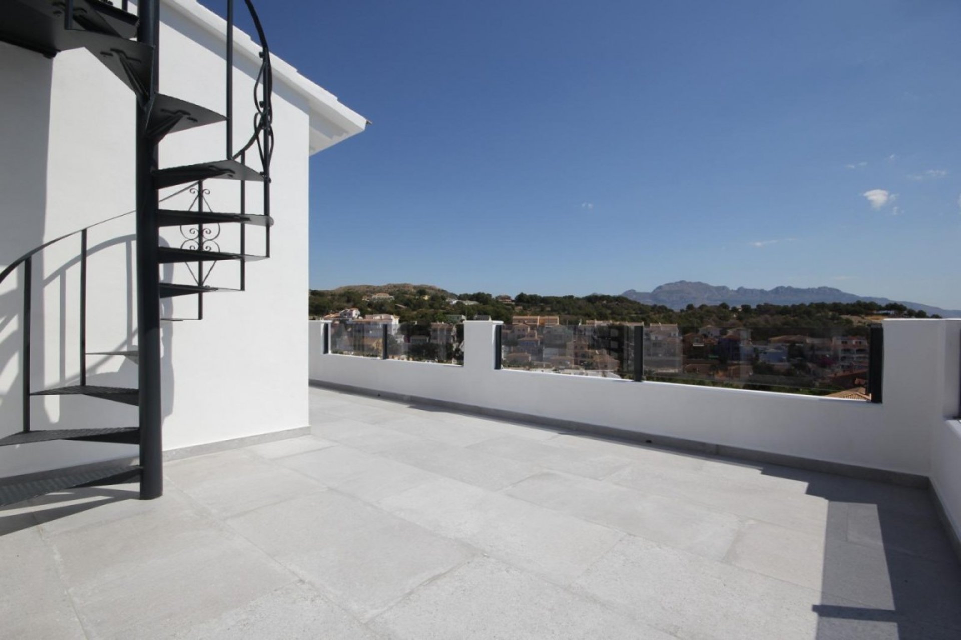 Segunda mano - Villa -
La Nucía - Costa Blanca