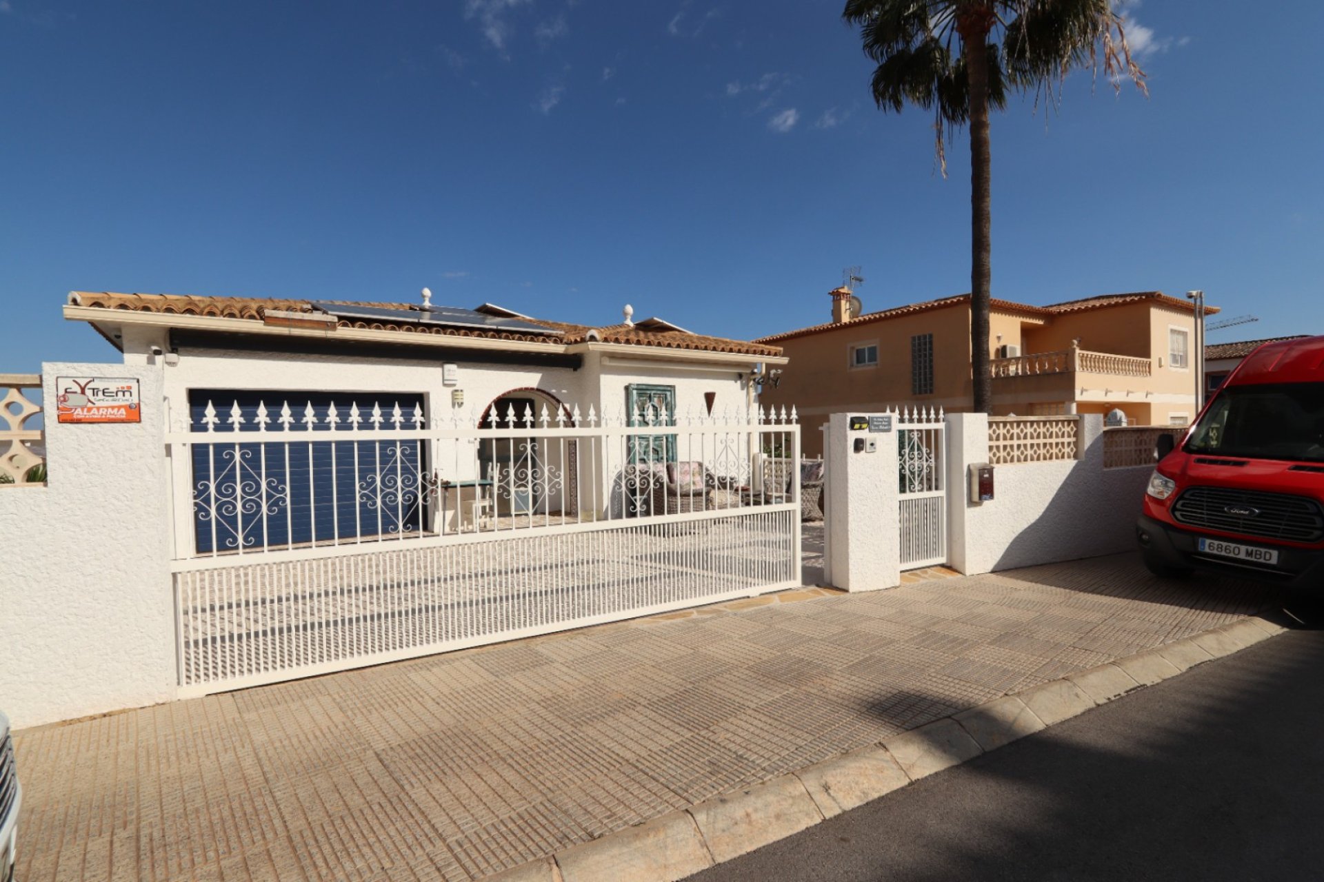 Segunda mano - Villa -
La Nucía - Costa Blanca