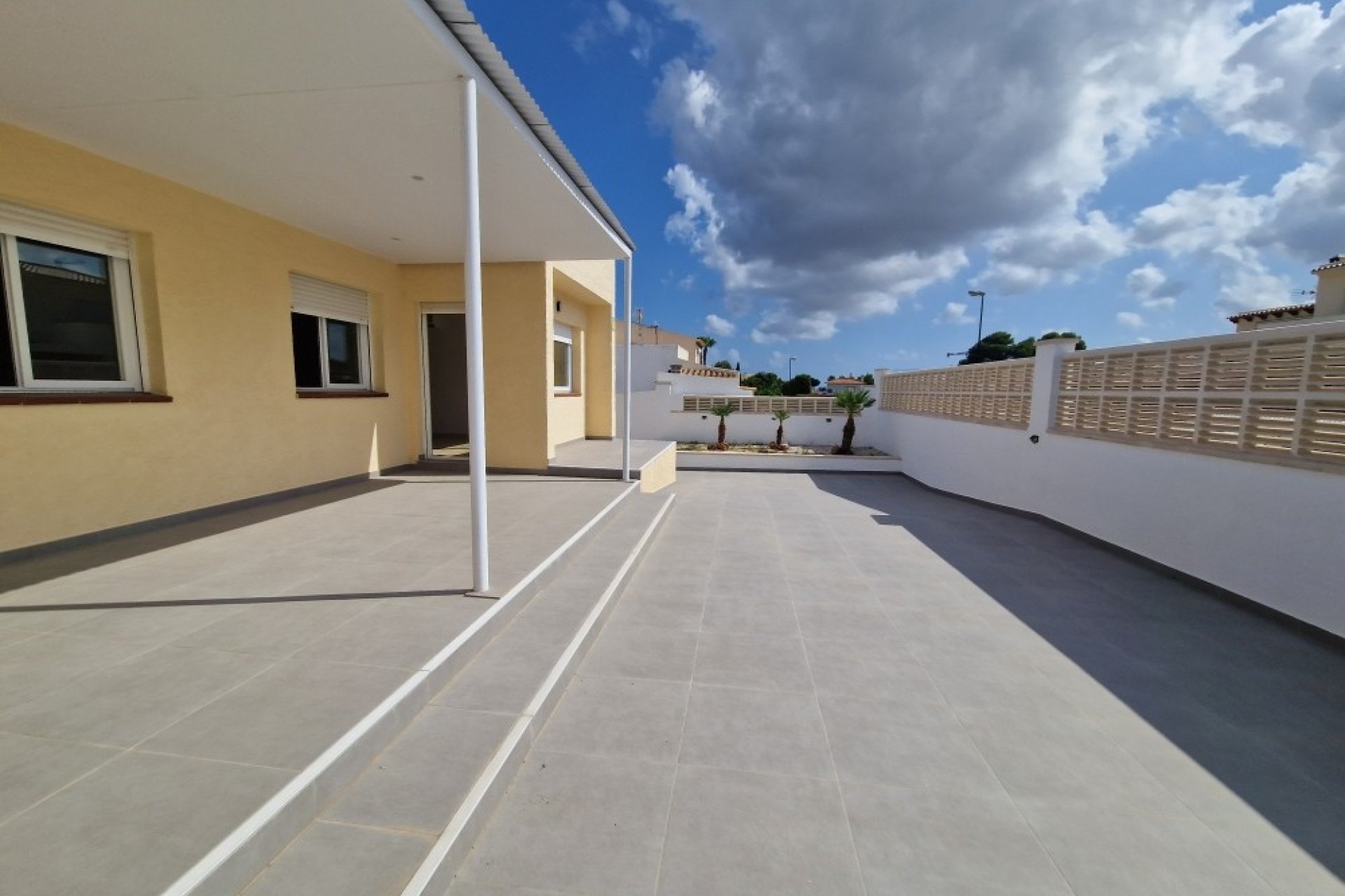 Segunda mano - Villa -
La Nucía - Costa Blanca
