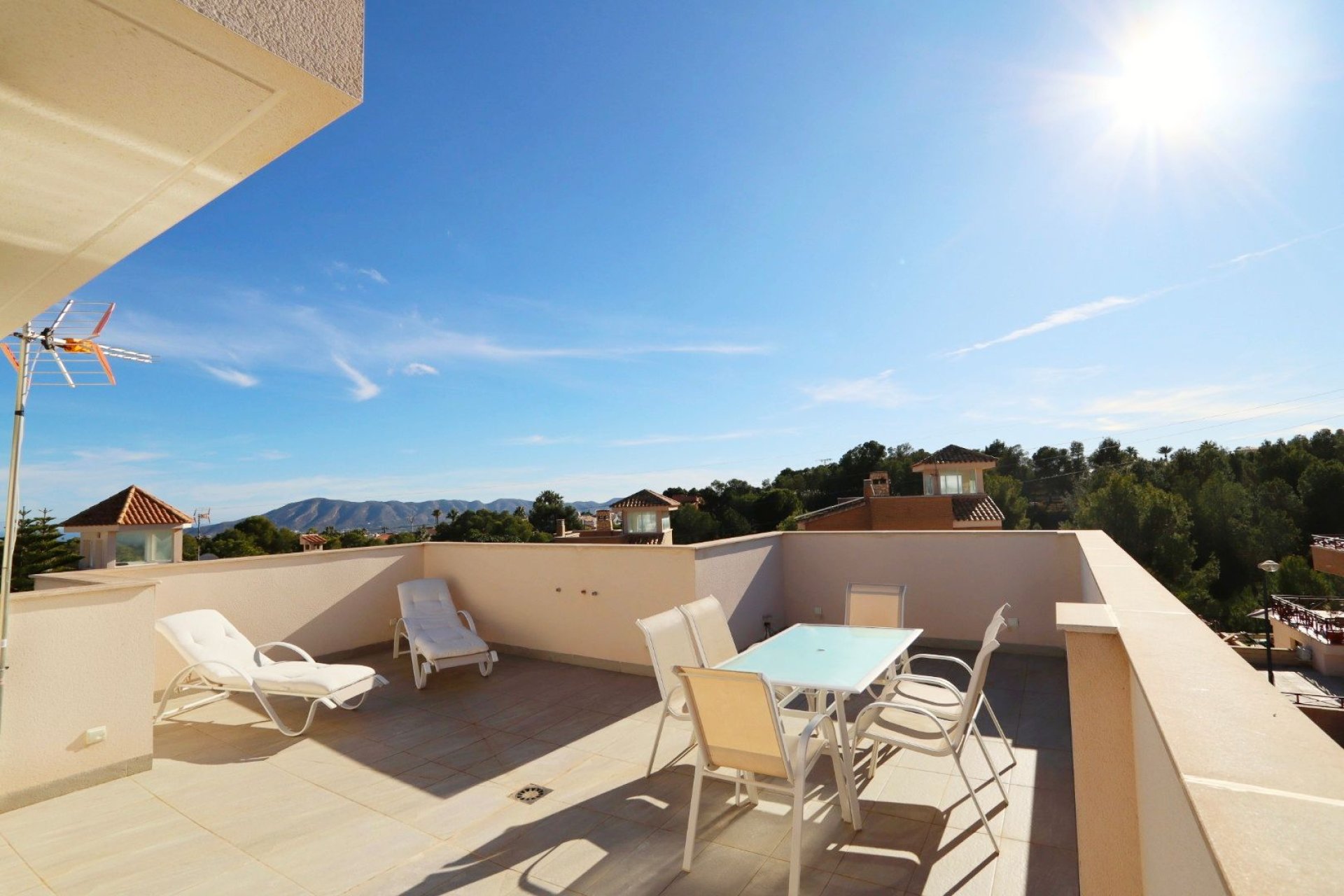 Segunda mano - Villa -
La Nucía - Costa Blanca