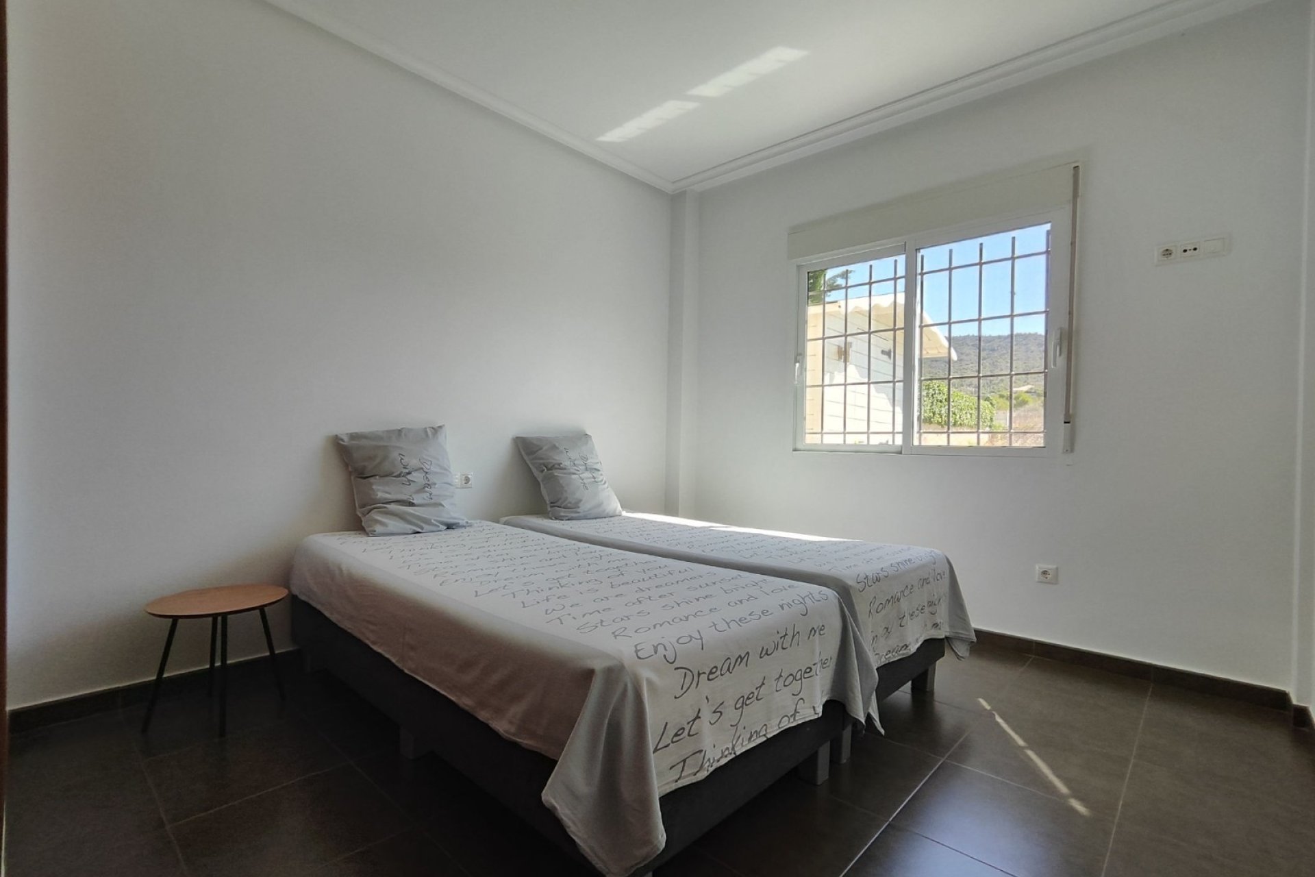 Segunda mano - Villa -
La Romana - Inland
