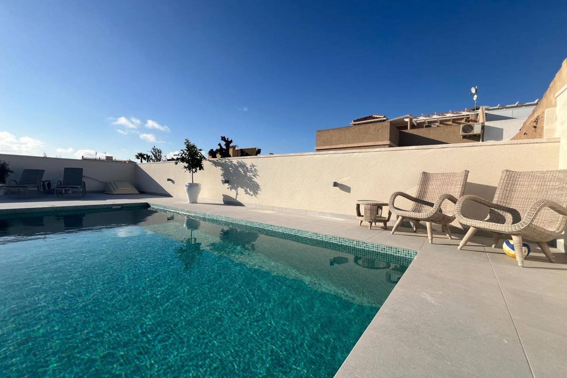 Segunda mano - Villa -
La Siesta - Costa Blanca
