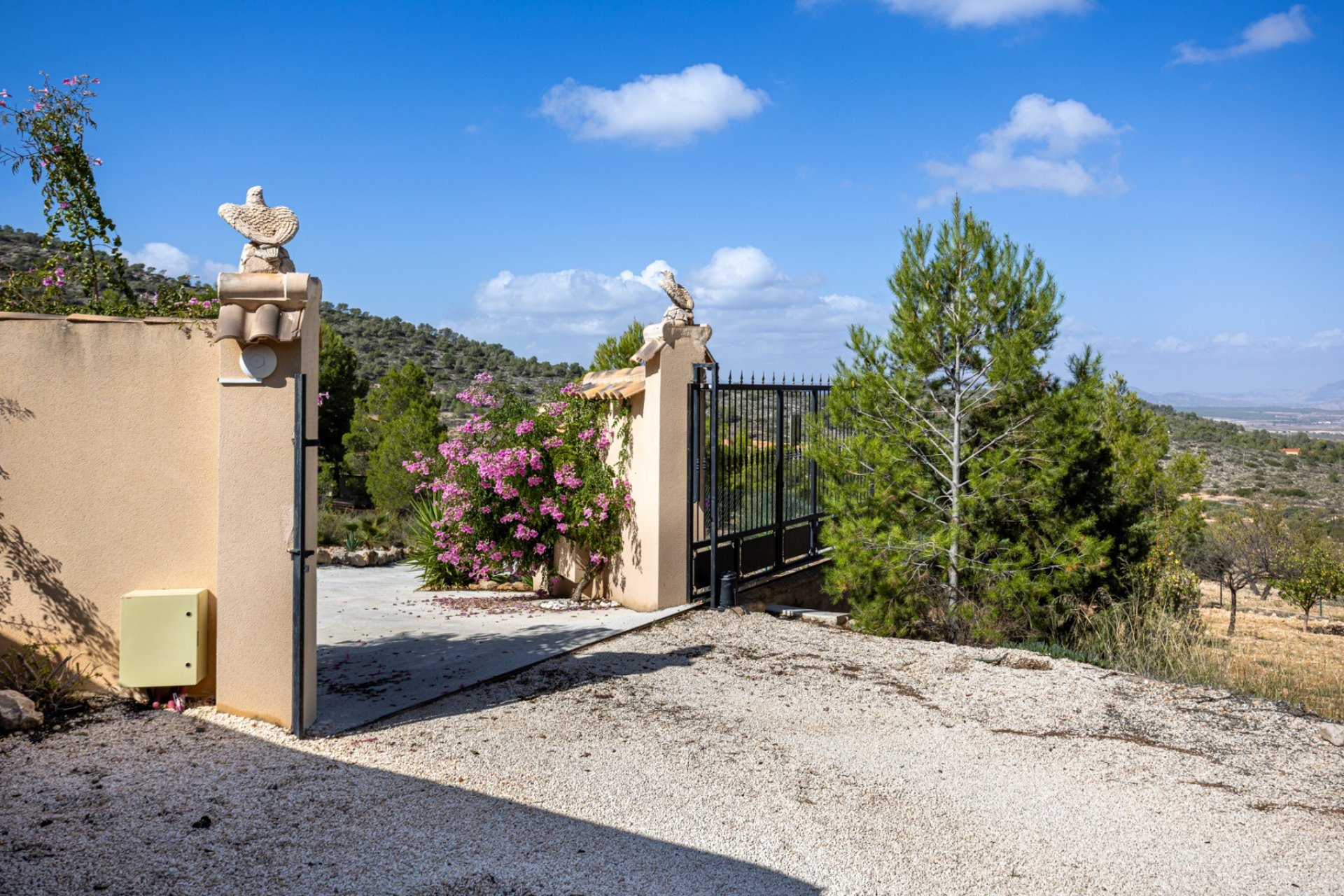 Segunda mano - Villa -
La Zarza - Inland