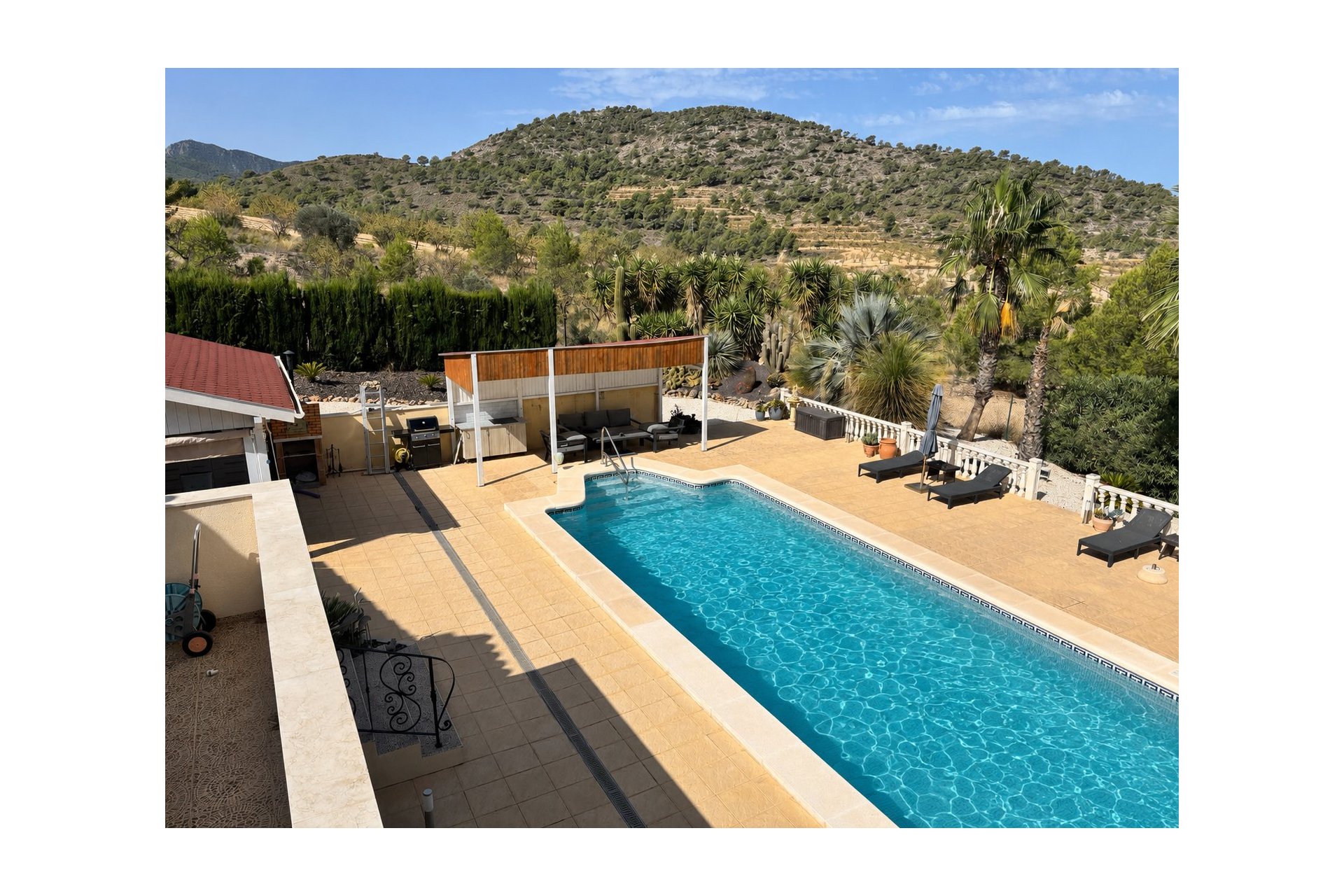 Segunda mano - Villa -
La Zarza - Inland
