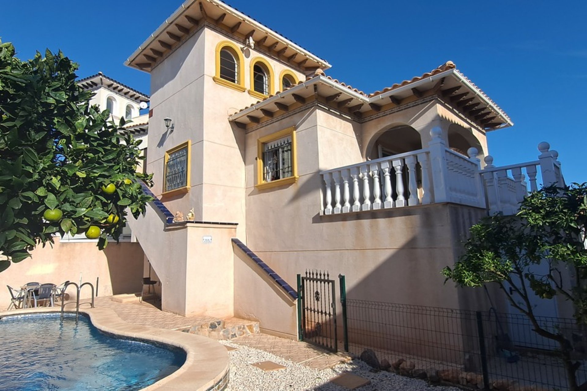 Segunda mano - Villa -
La Zenia - Costa Blanca