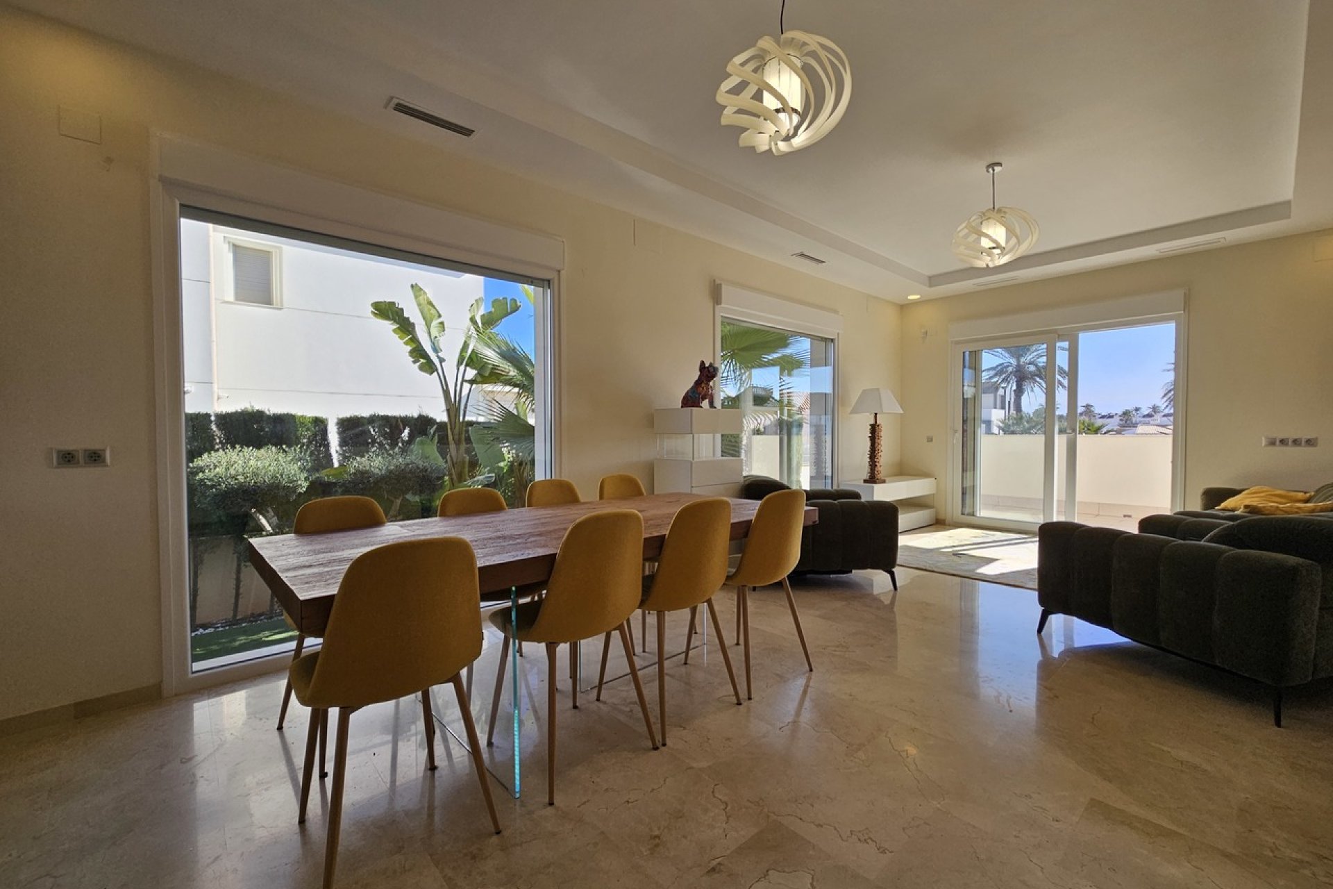 Segunda mano - Villa -
La Zenia - Costa Blanca