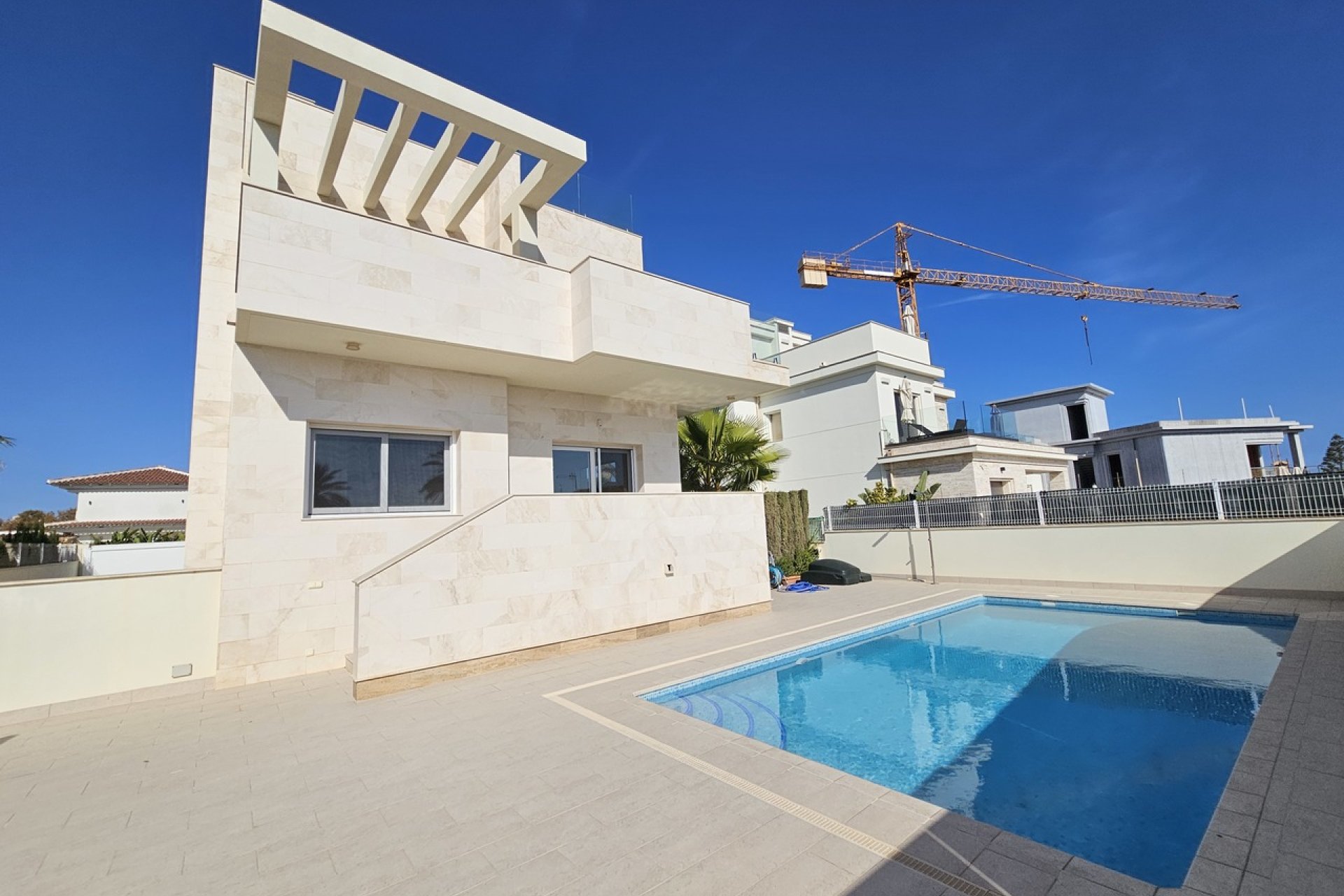 Segunda mano - Villa -
La Zenia - Costa Blanca
