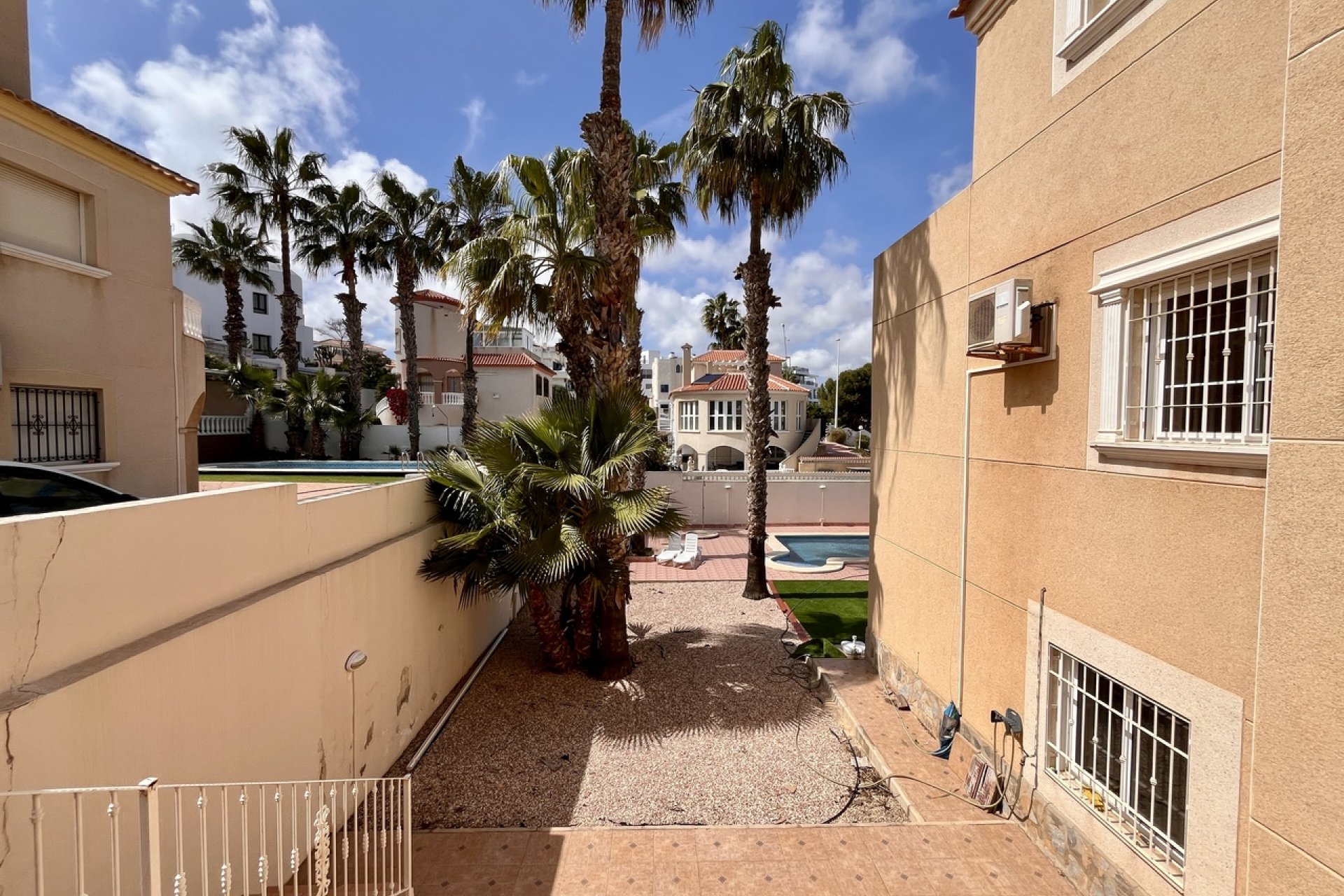 Segunda mano - Villa -
La Zenia - Costa Blanca