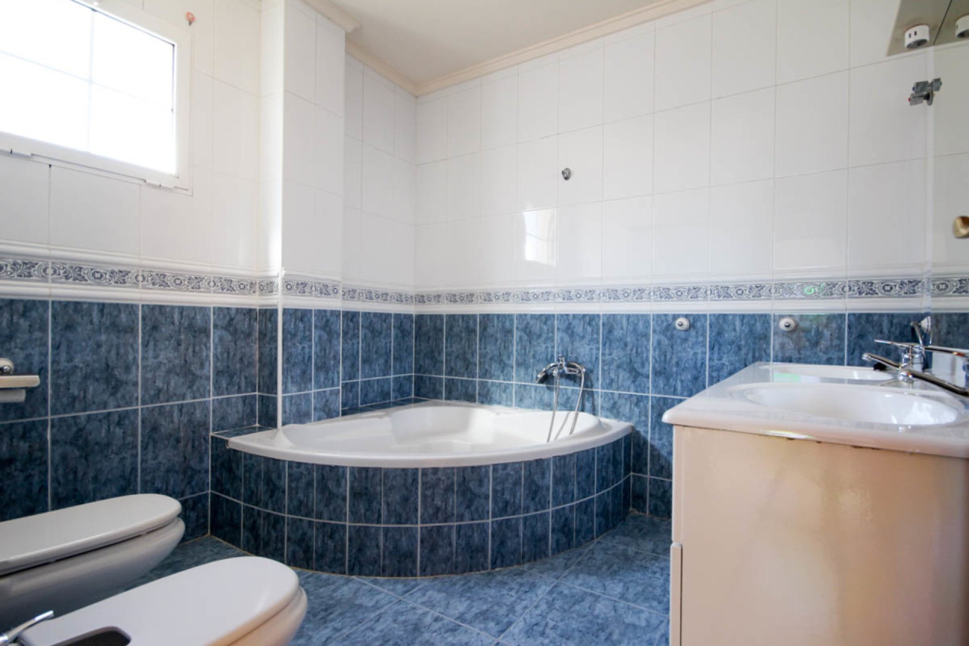 Segunda mano - Villa -
La Zenia - Costa Blanca