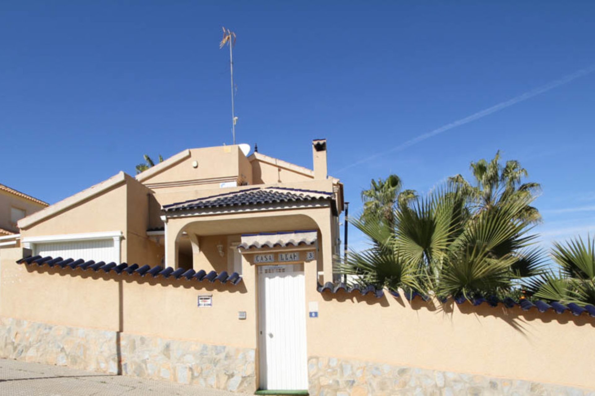 Segunda mano - Villa -
La Zenia - Costa Blanca