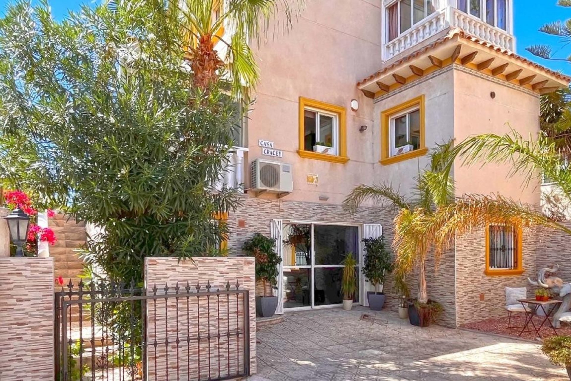 Segunda mano - Villa -
La Zenia - Costa Blanca