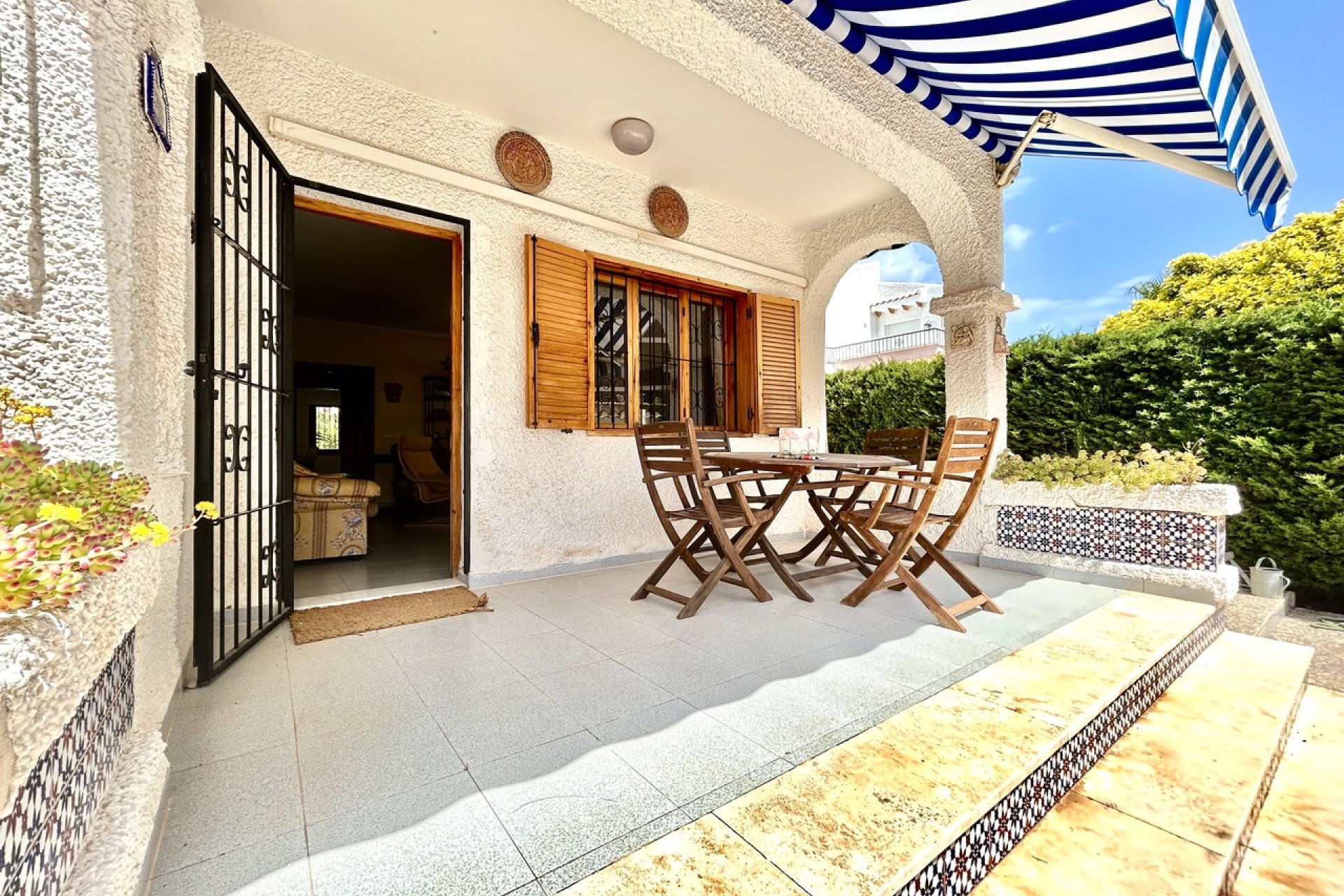 Segunda mano - Villa -
La Zenia - Costa Blanca