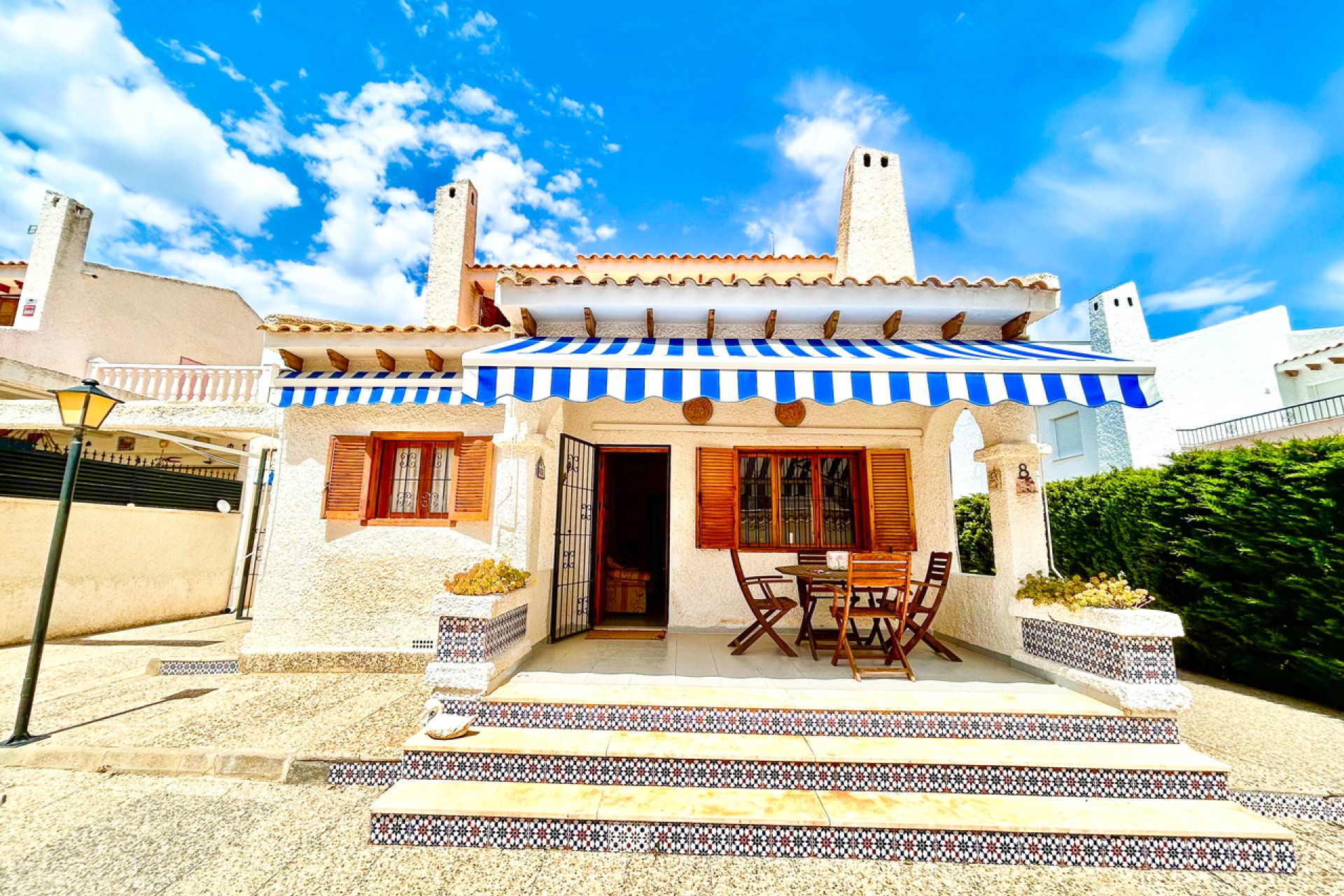 Segunda mano - Villa -
La Zenia - Costa Blanca