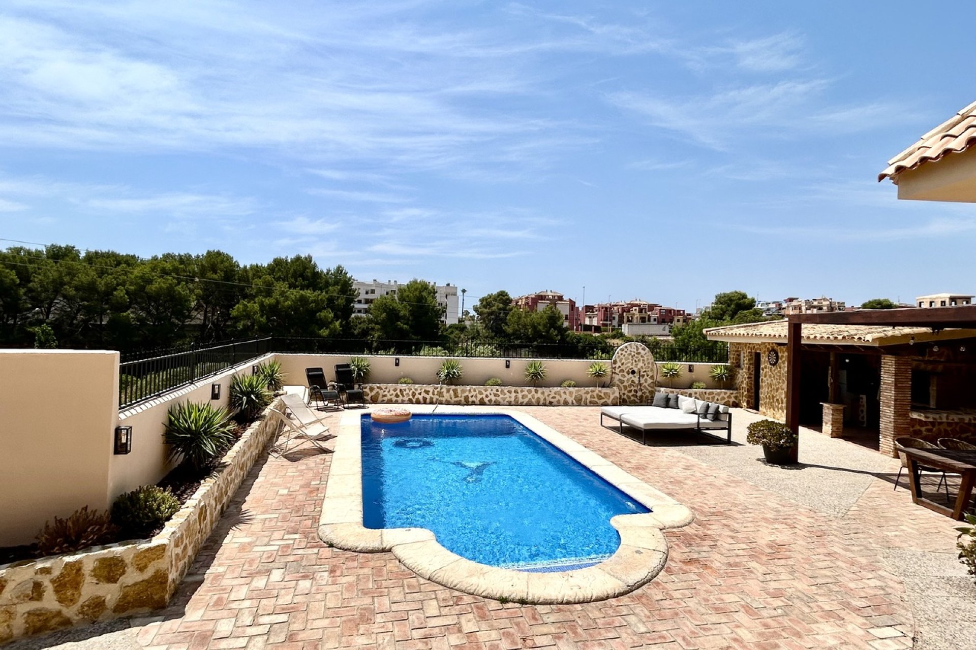 Segunda mano - Villa -
La Zenia - Costa Blanca