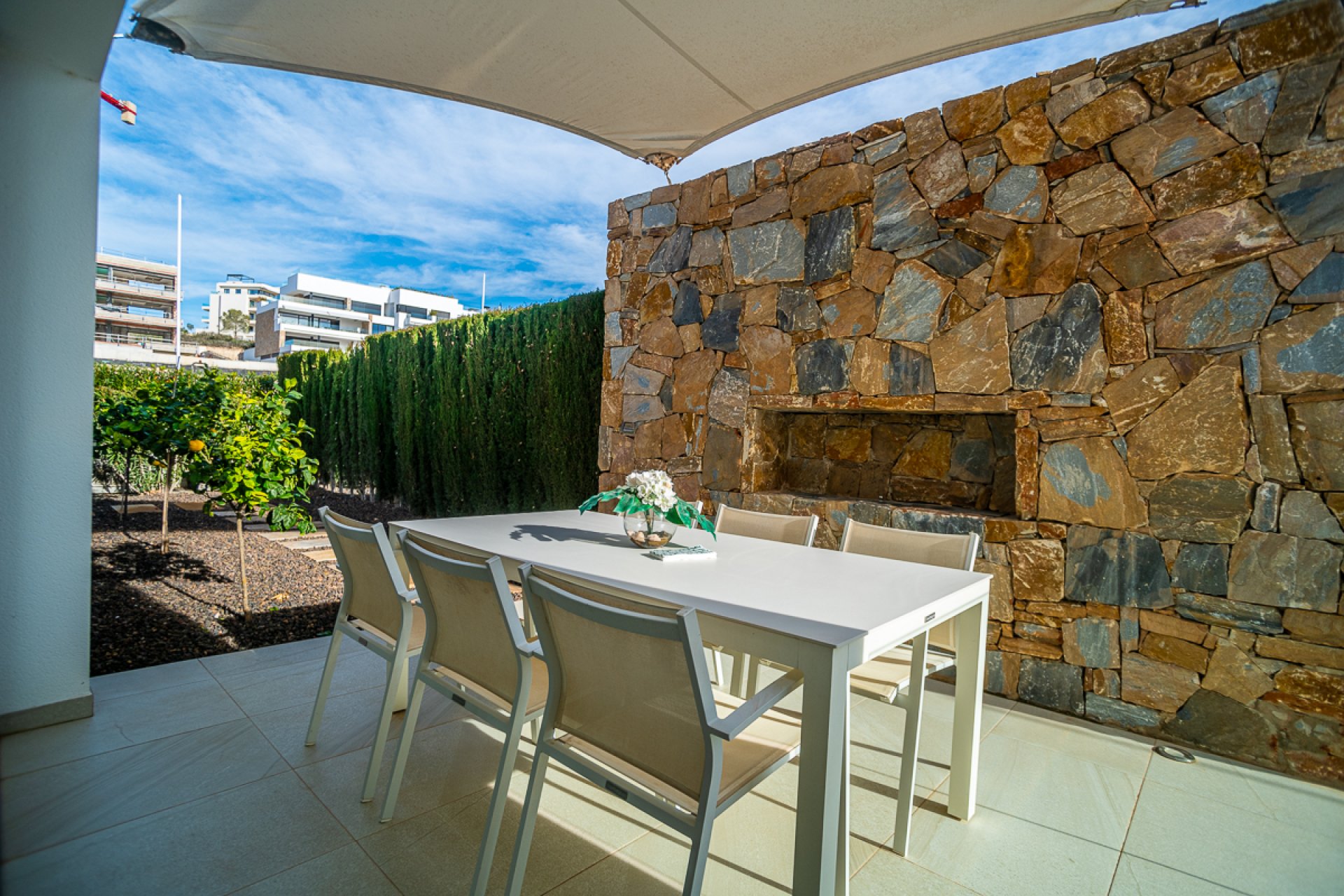 Segunda mano - Villa -
Las Colinas Golf - Costa Blanca