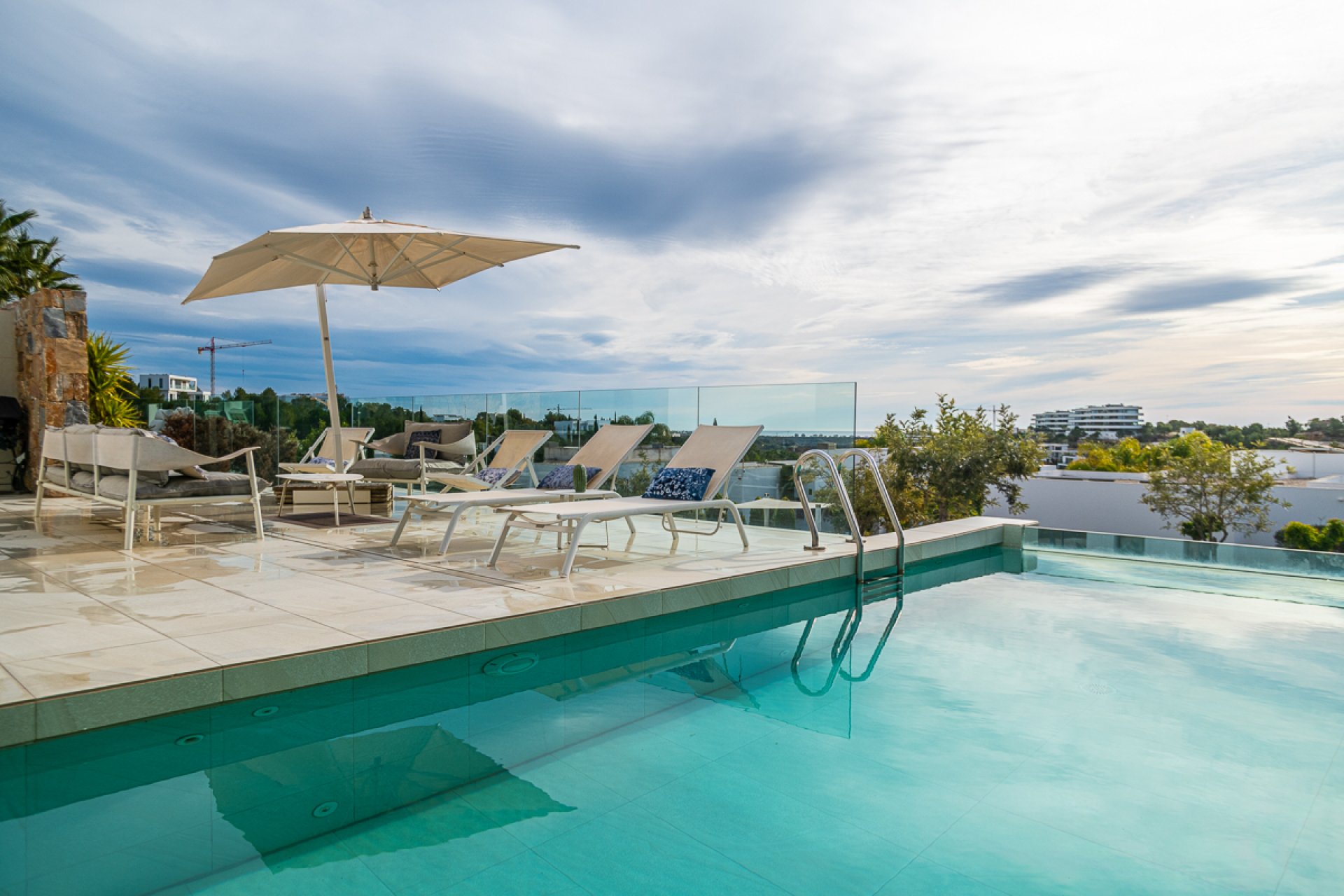 Segunda mano - Villa -
Las Colinas Golf - Costa Blanca