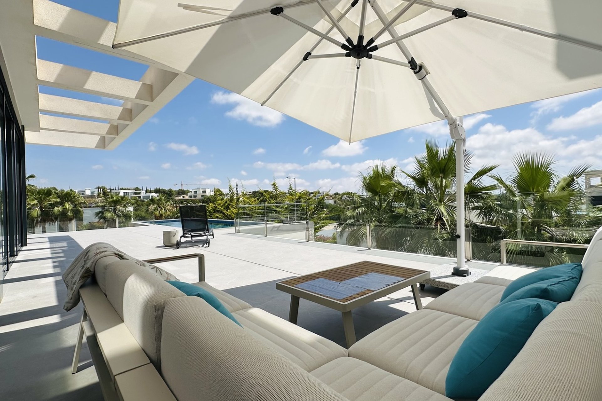 Segunda mano - Villa -
Las Colinas Golf - Costa Blanca