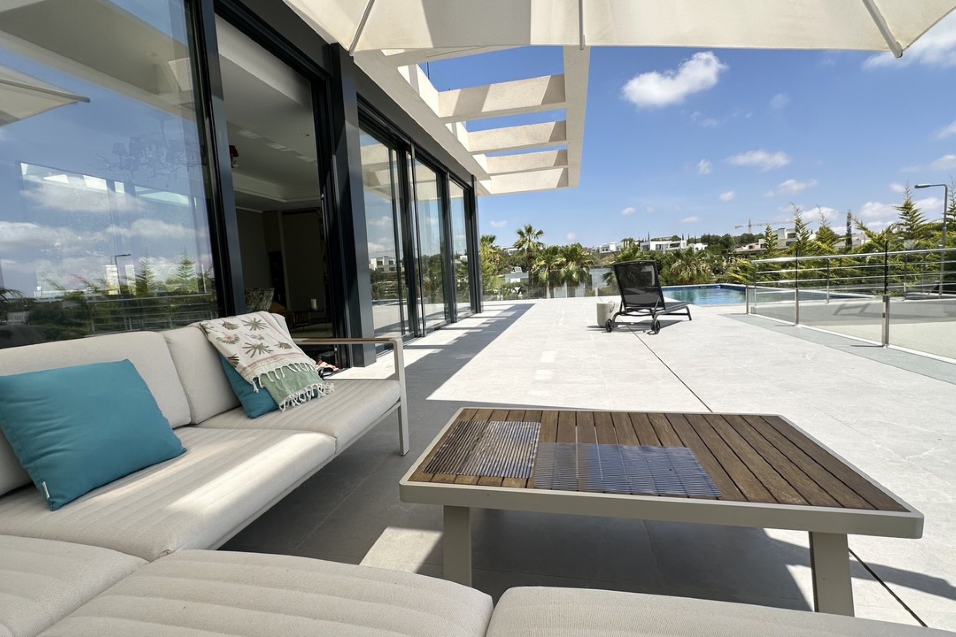 Segunda mano - Villa -
Las Colinas Golf - Costa Blanca