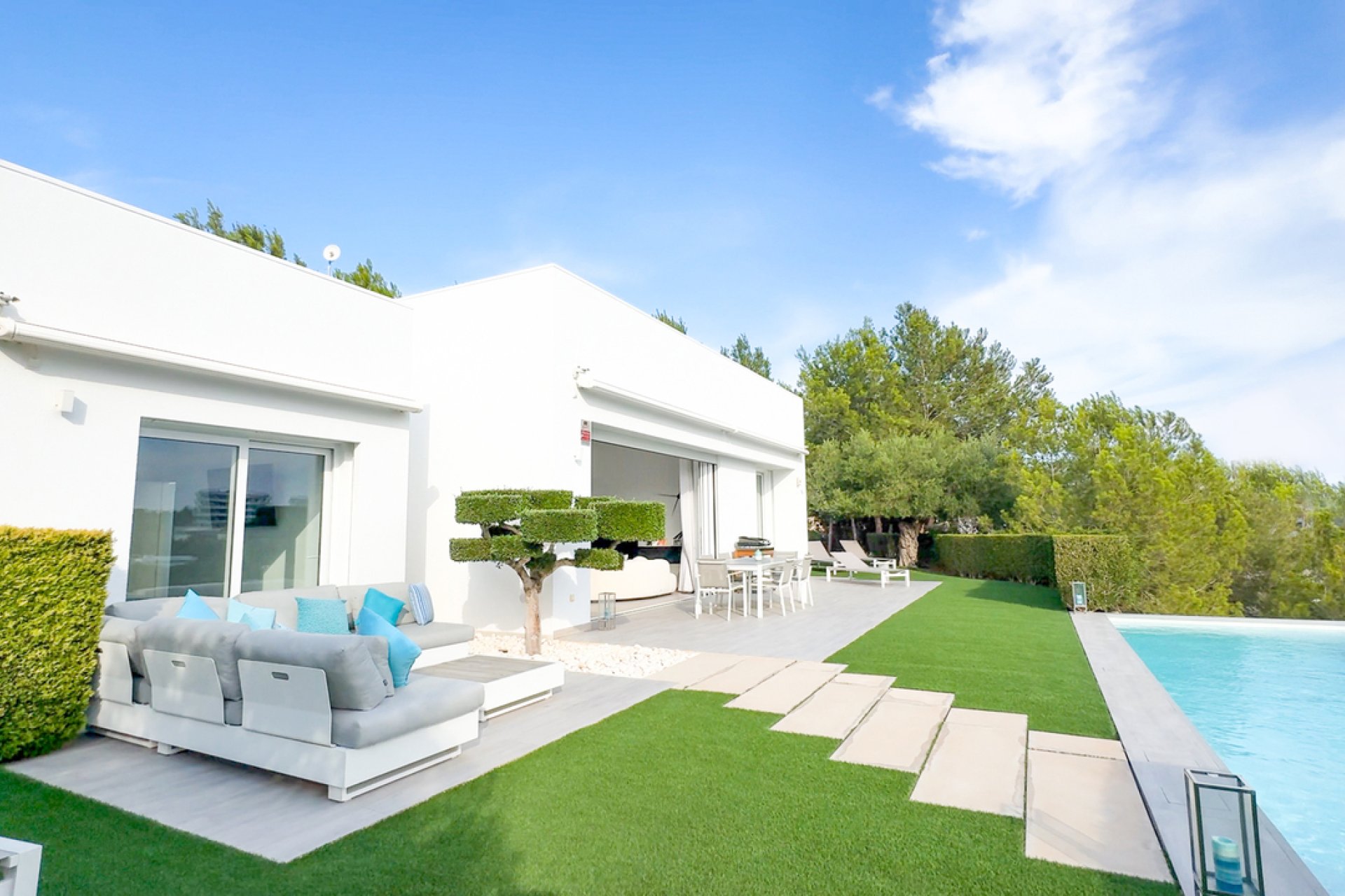 Segunda mano - Villa -
Las Colinas Golf - Costa Blanca