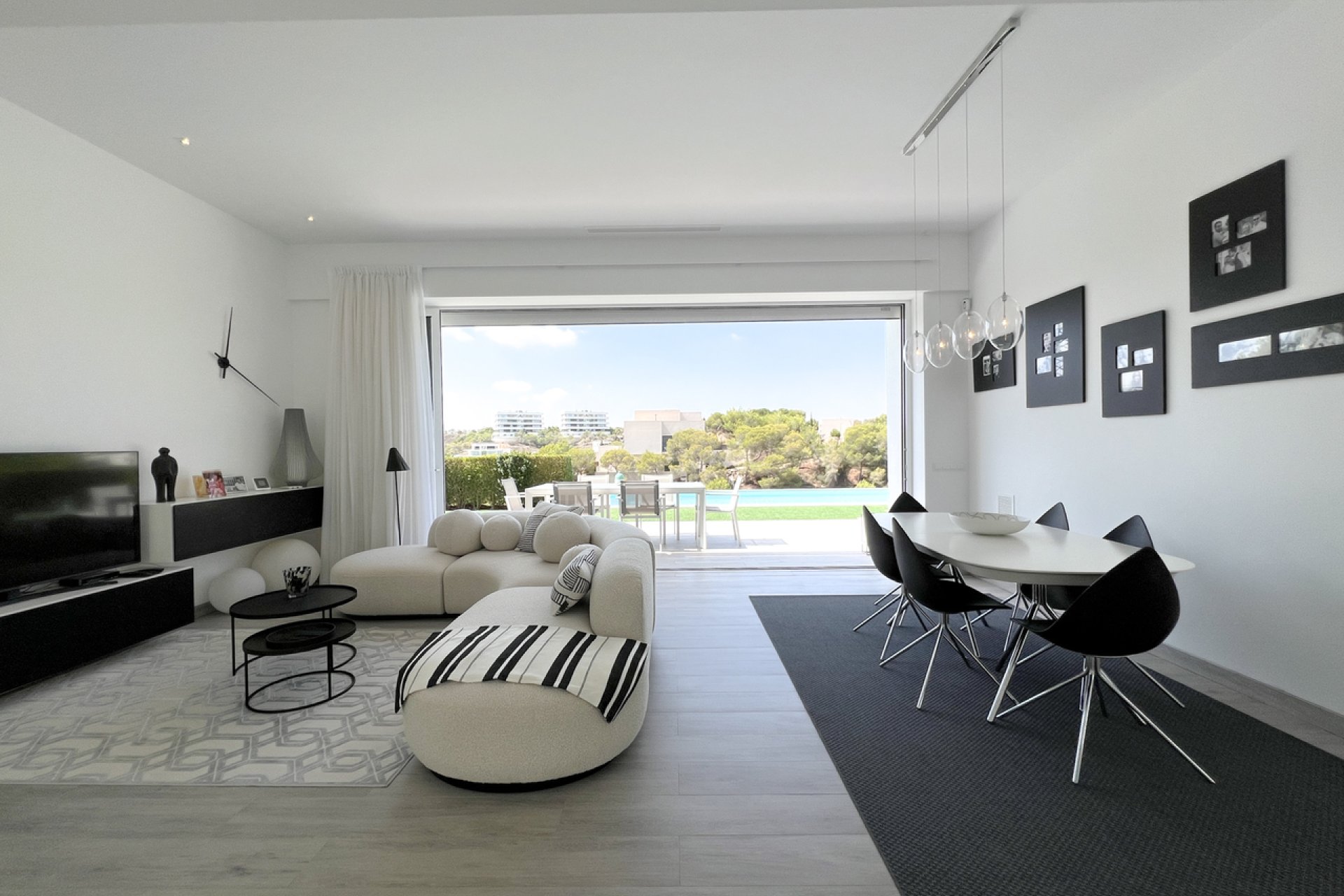 Segunda mano - Villa -
Las Colinas Golf - Costa Blanca