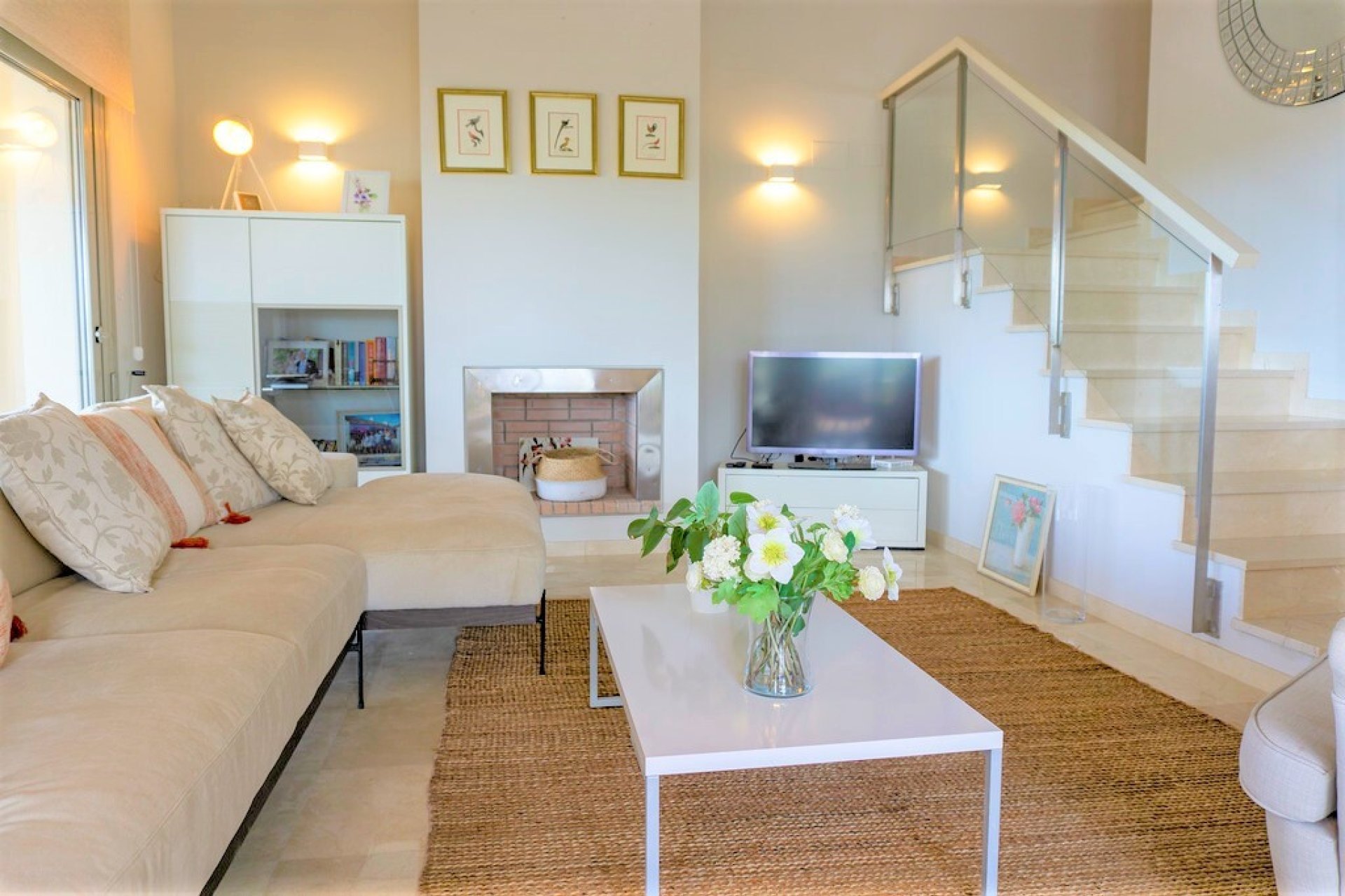 Segunda mano - Villa -
Las Colinas Golf - Inland