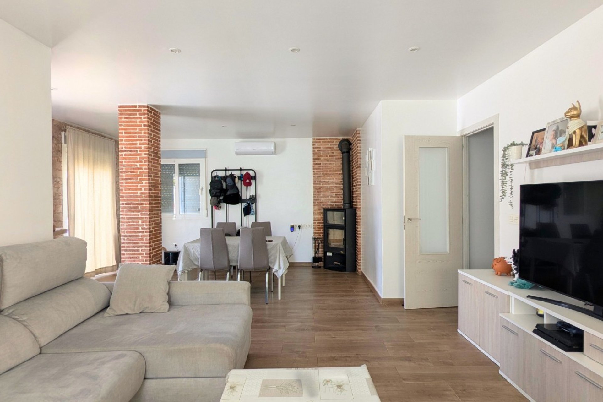 Segunda mano - Villa -
Lo Crispin - Inland
