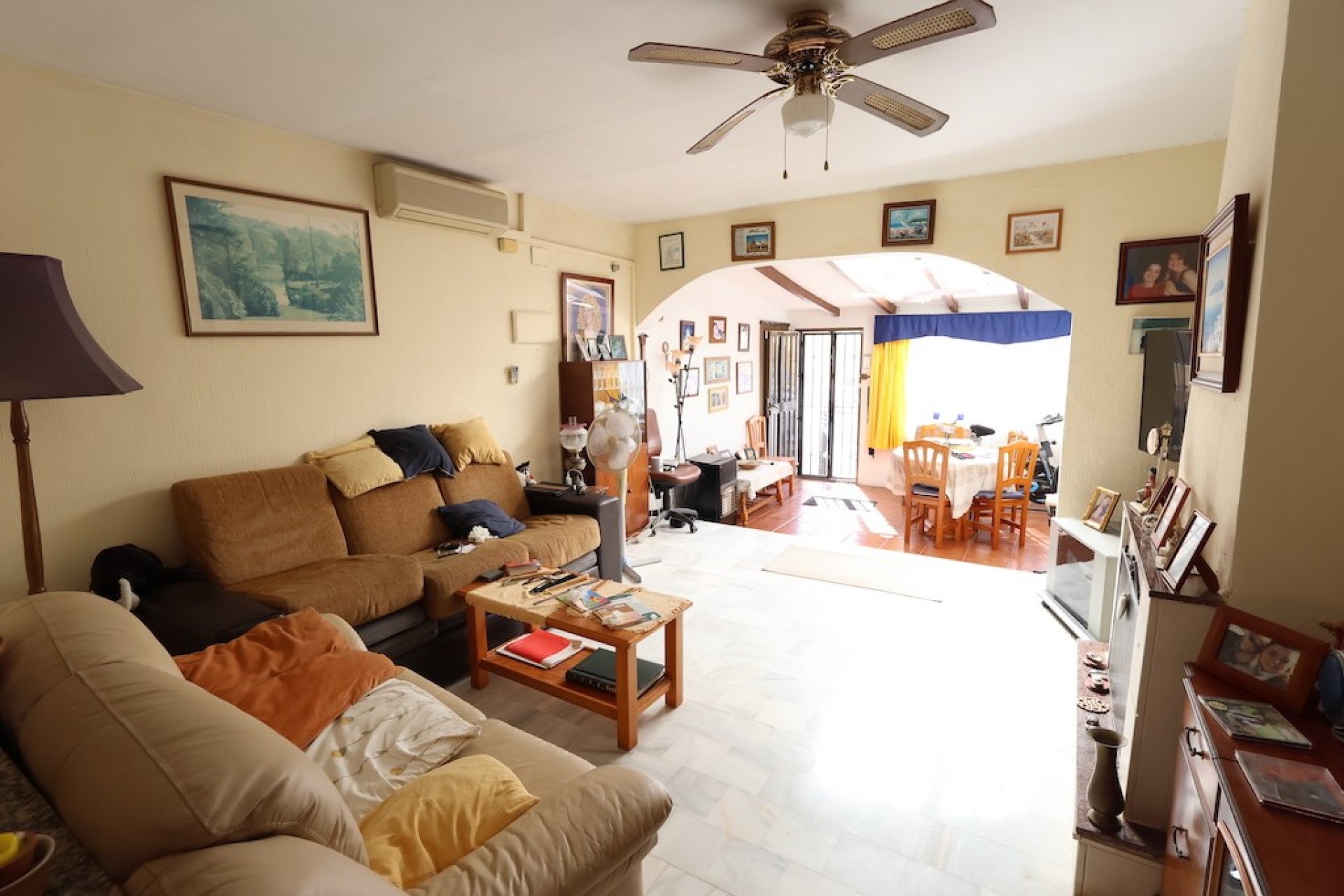 Segunda mano - Villa -
Lomas Del Golf - Inland