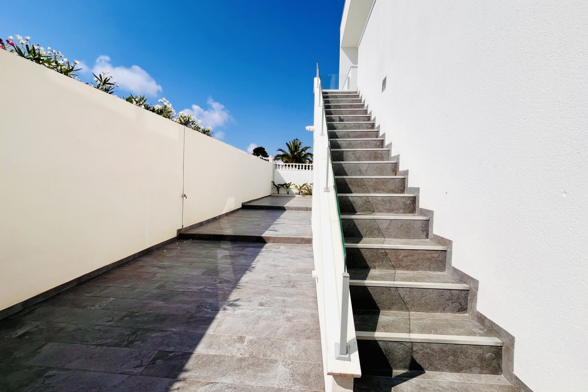 Segunda mano - Villa -
Los Balcones - Costa Blanca