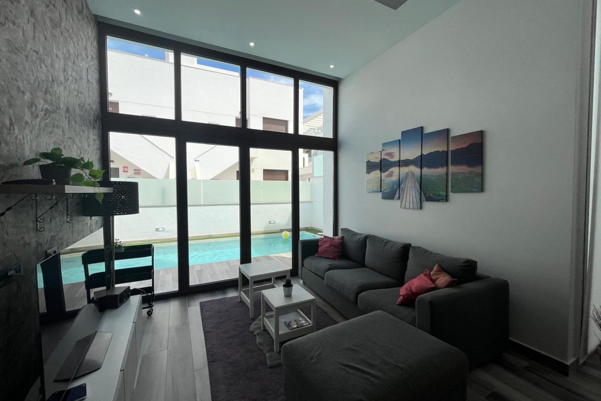 Segunda mano - Villa -
Los Balcones - Costa Blanca