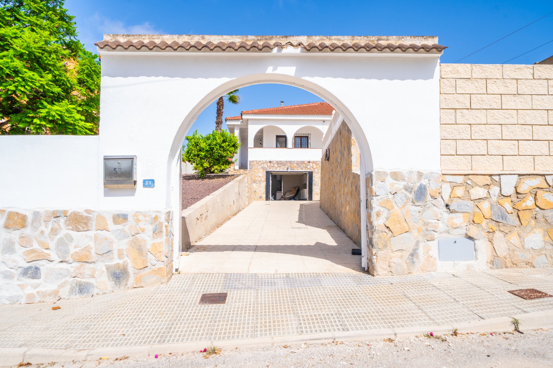 Segunda mano - Villa -
Los Balcones - Costa Blanca
