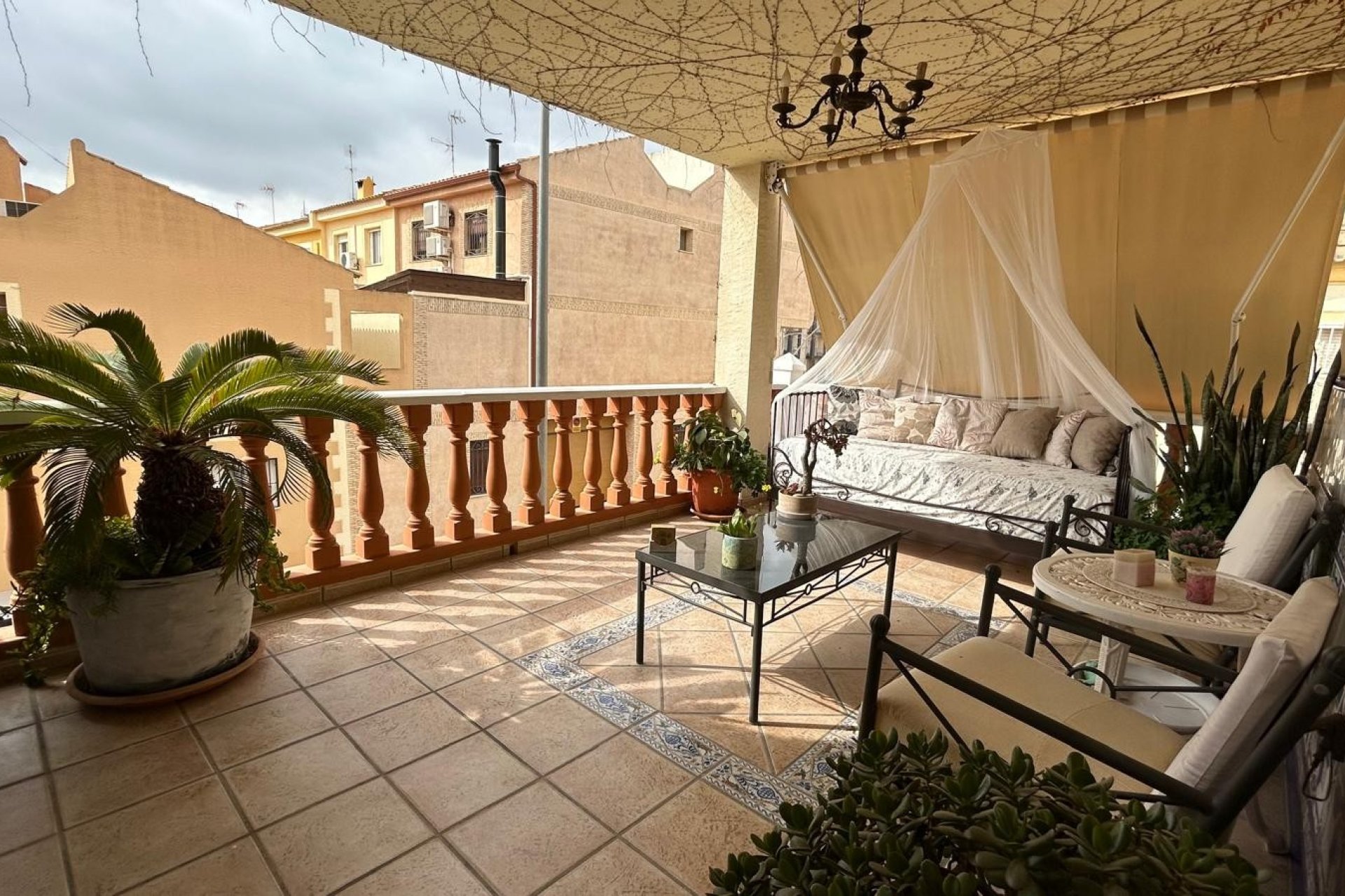 Segunda mano - Villa -
Los Montesinos - Costa Blanca