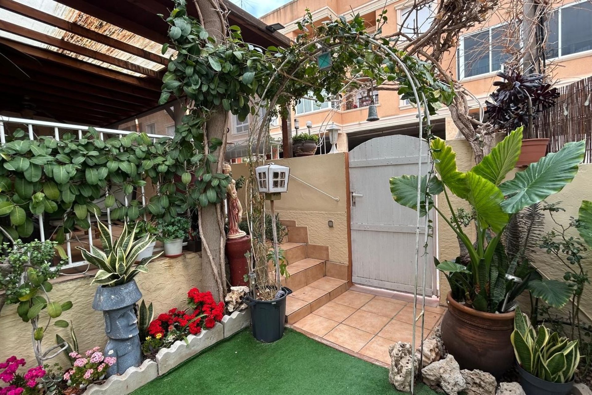 Segunda mano - Villa -
Los Montesinos - Costa Blanca
