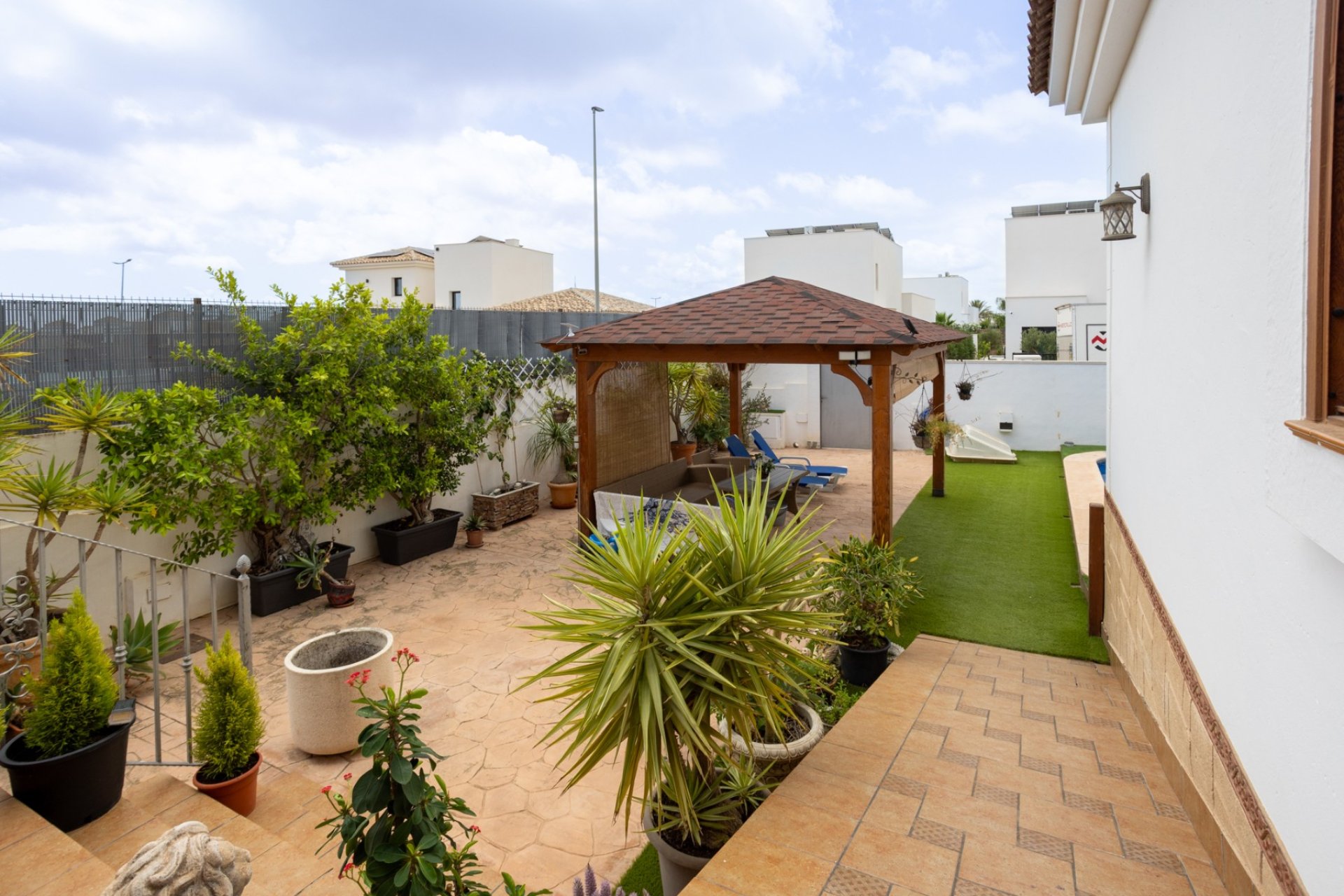 Segunda mano - Villa -
Los Montesinos - Costa Blanca