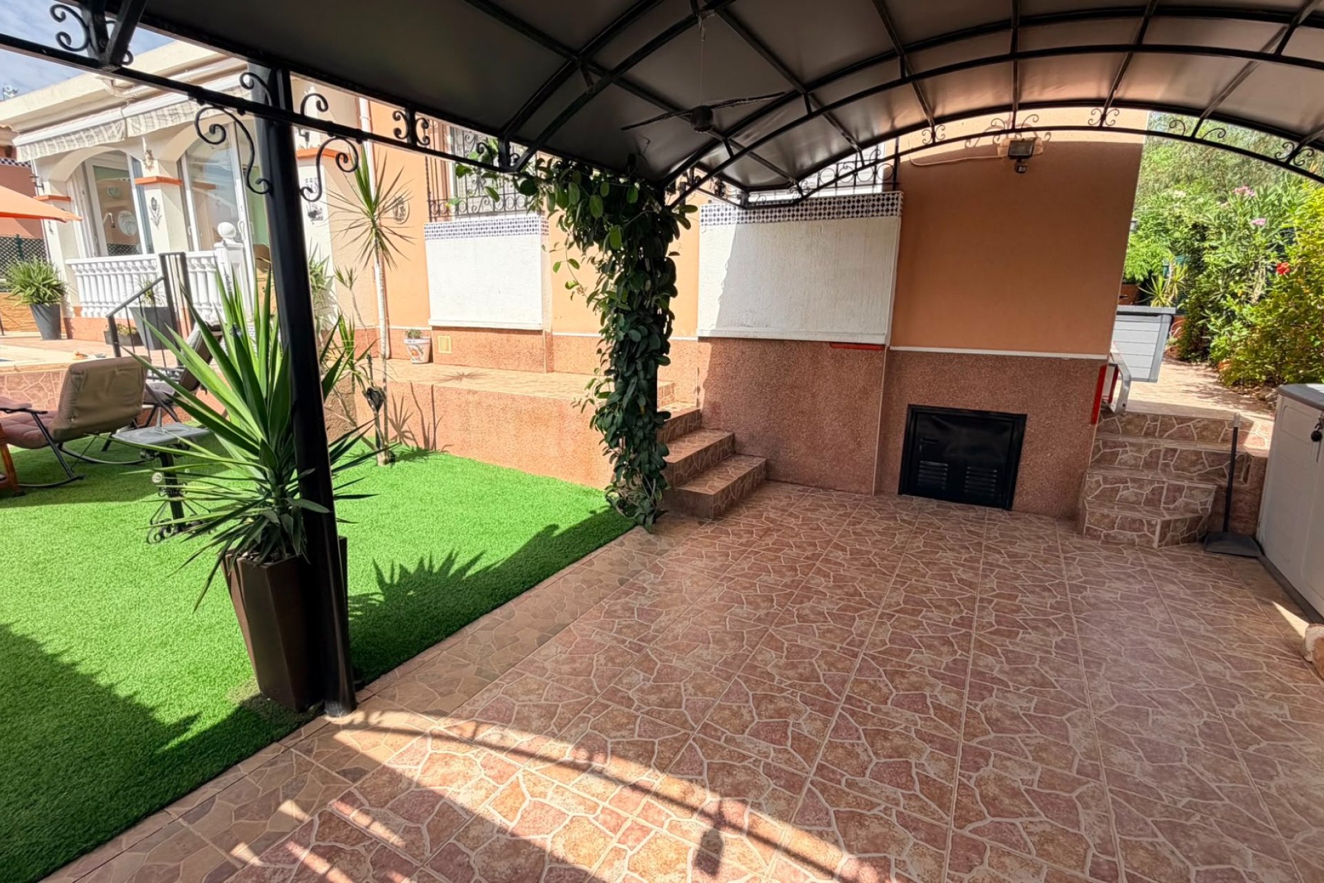 Segunda mano - Villa -
Los Montesinos - Costa Blanca