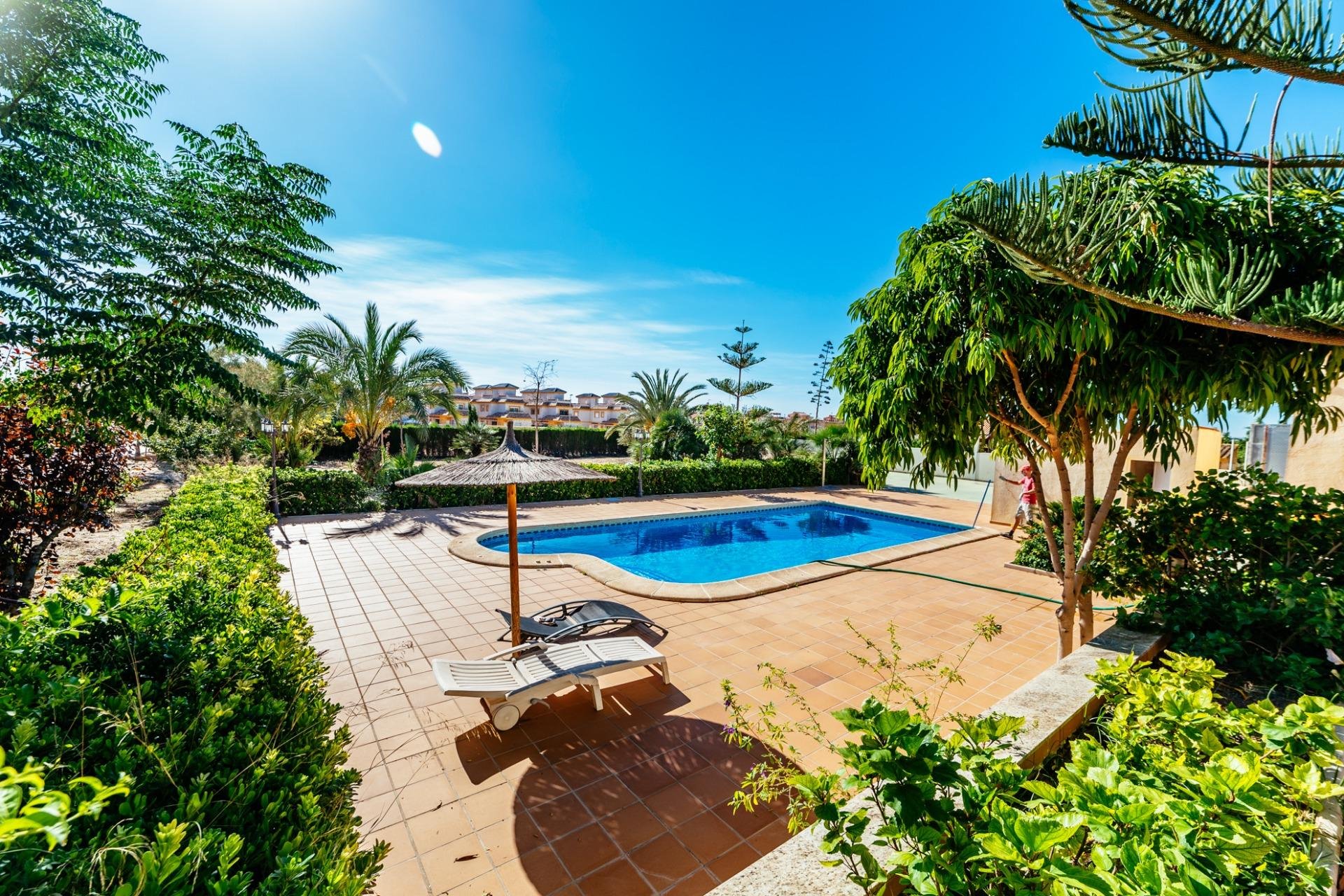 Segunda mano - Villa -
Los Montesinos - Montesinos  Los